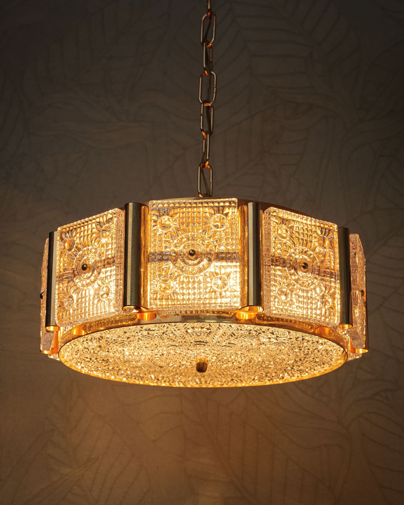 Lampa sufitowa, złoto przezroczysty, mosiądz szkło, proj. C. Fagerlund, Orrefors, Szwecja, lata 60. - 351287