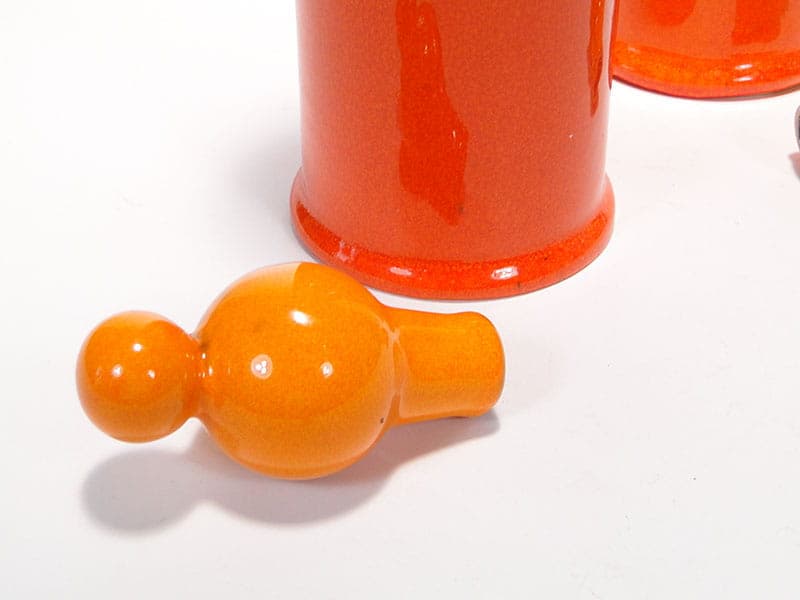 Pair of carafes, orange yellow ceramics, Hutschenreuther, Germany, 1970s. - 351297