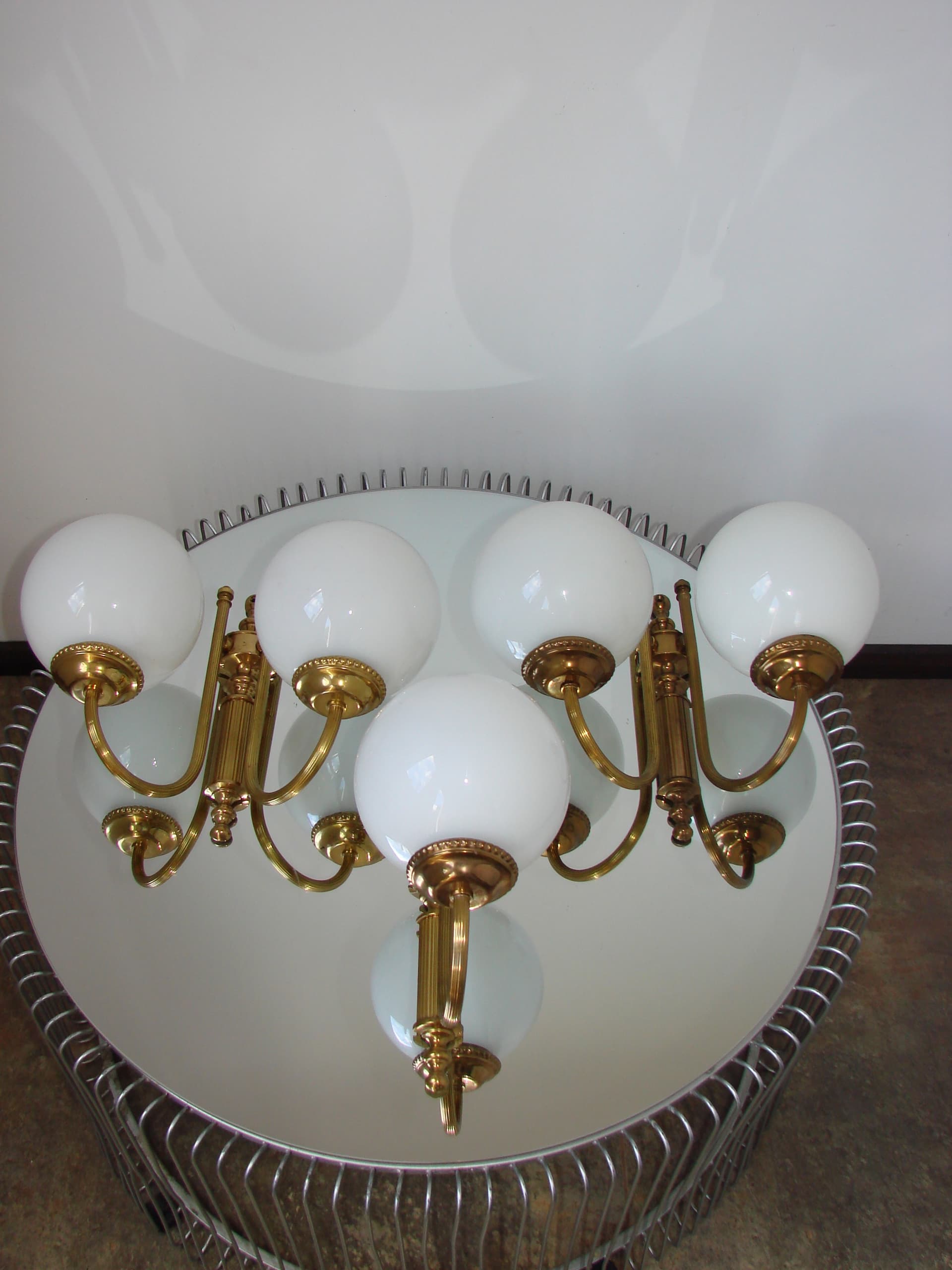 Coffee table round, silver mirror, silver metal, 1990s - 351446