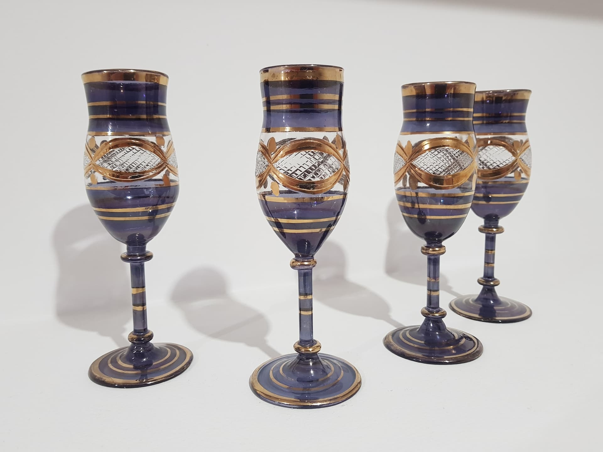 Set of Four Venetian Glasses, blue glass, gold, Italy, 1960s - 352053