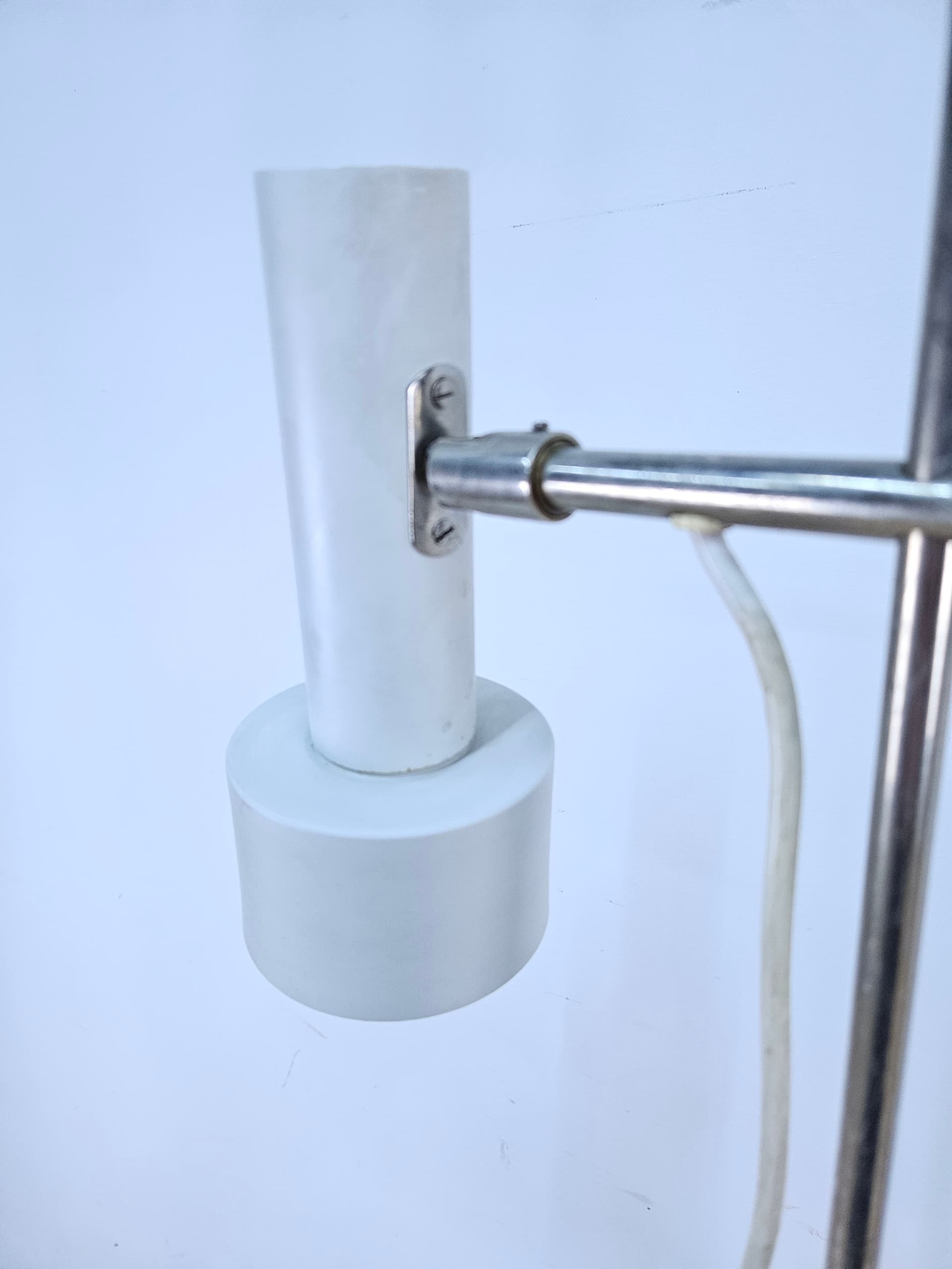 Lampa podłogowa, biała, metal chrom, Niemcy, lata 60. - 352184