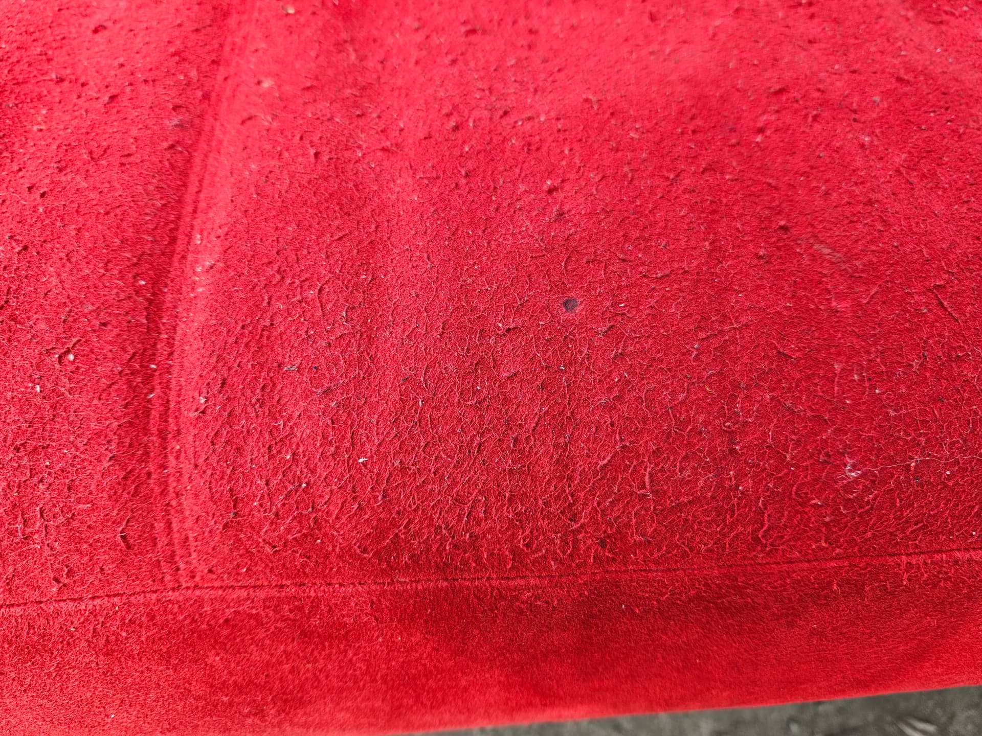 Sofa Sity, red velvet, black leather, B&B Italia, Italy, 1980s. - 352203