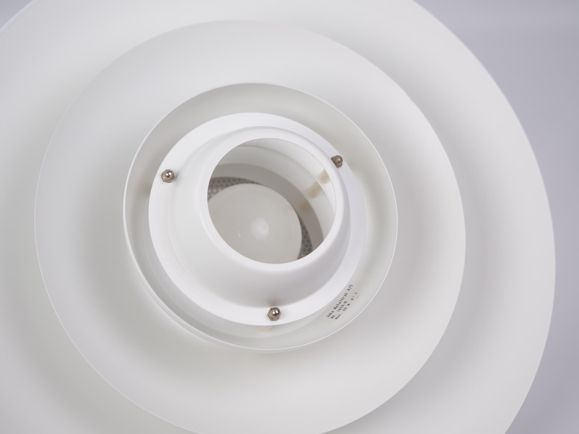 Lampa wisząca Verona, aluminium biały, proj. K. Wiborg, Jeka, Dania, lata 80. - 352246