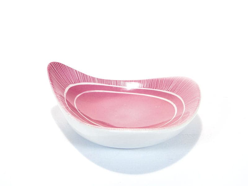 Dish Leaf, pink, porcelain, by D. Duszniak, Ćmielów, Poland, 1950s. - 352569