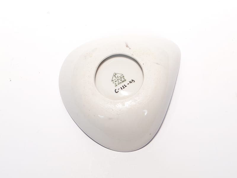 Dish Leaf, black white, porcelain, by D. Duszniak, Ćmielów, Poland, 1950s - 352639