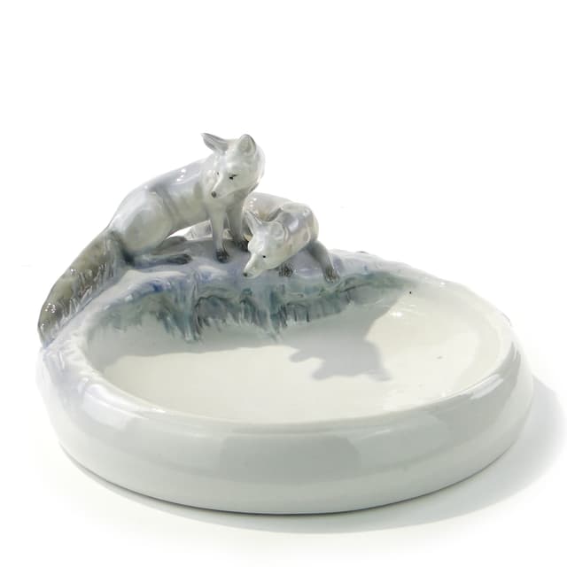 Desk card holder with fox figures, white porcelain, Porzellanfabrik Fraureuth AG Kunstabteilung, Germany, 1920s - DIMENSION