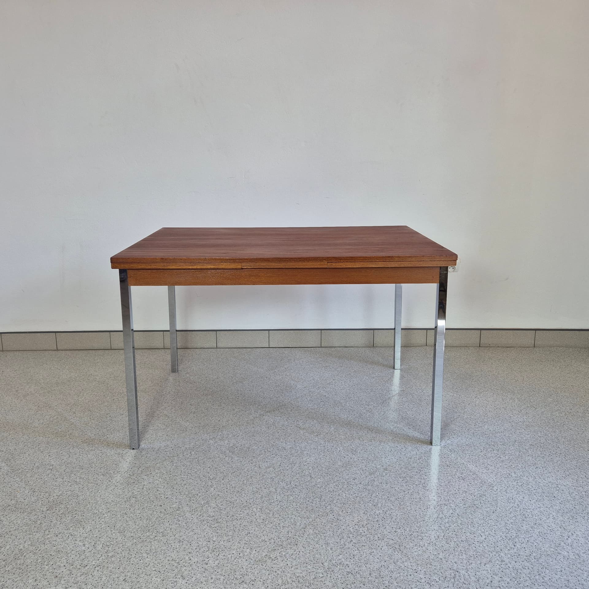 Stół rozkładany, palisander brązowy, chrom, Dania, lata 70. - 352675