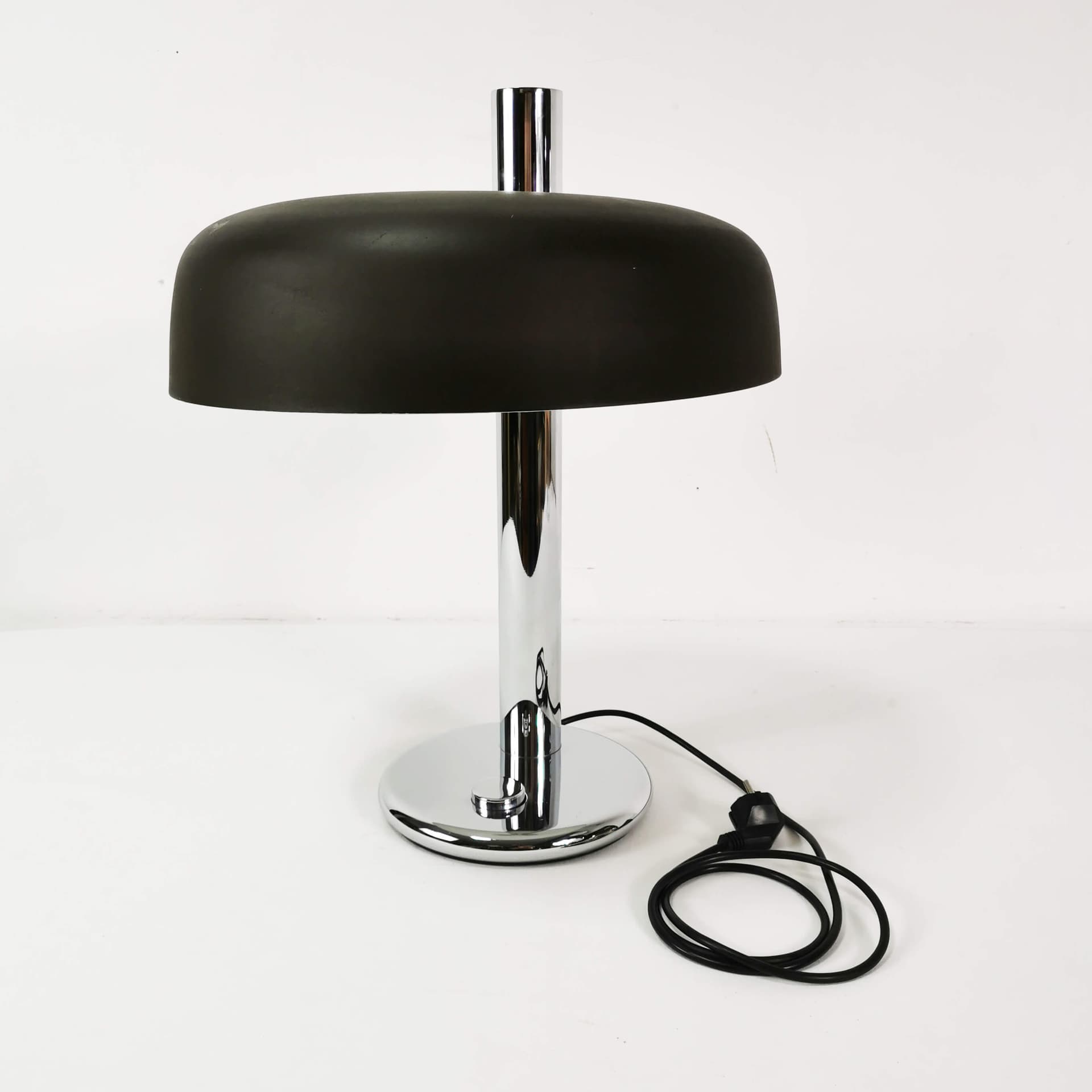 Lampa biurkowa Bauhaus, brązowy, metal chrom, proj. H. G. Pfaender, Hillebrand, Niemcy, lata 60. - 352759