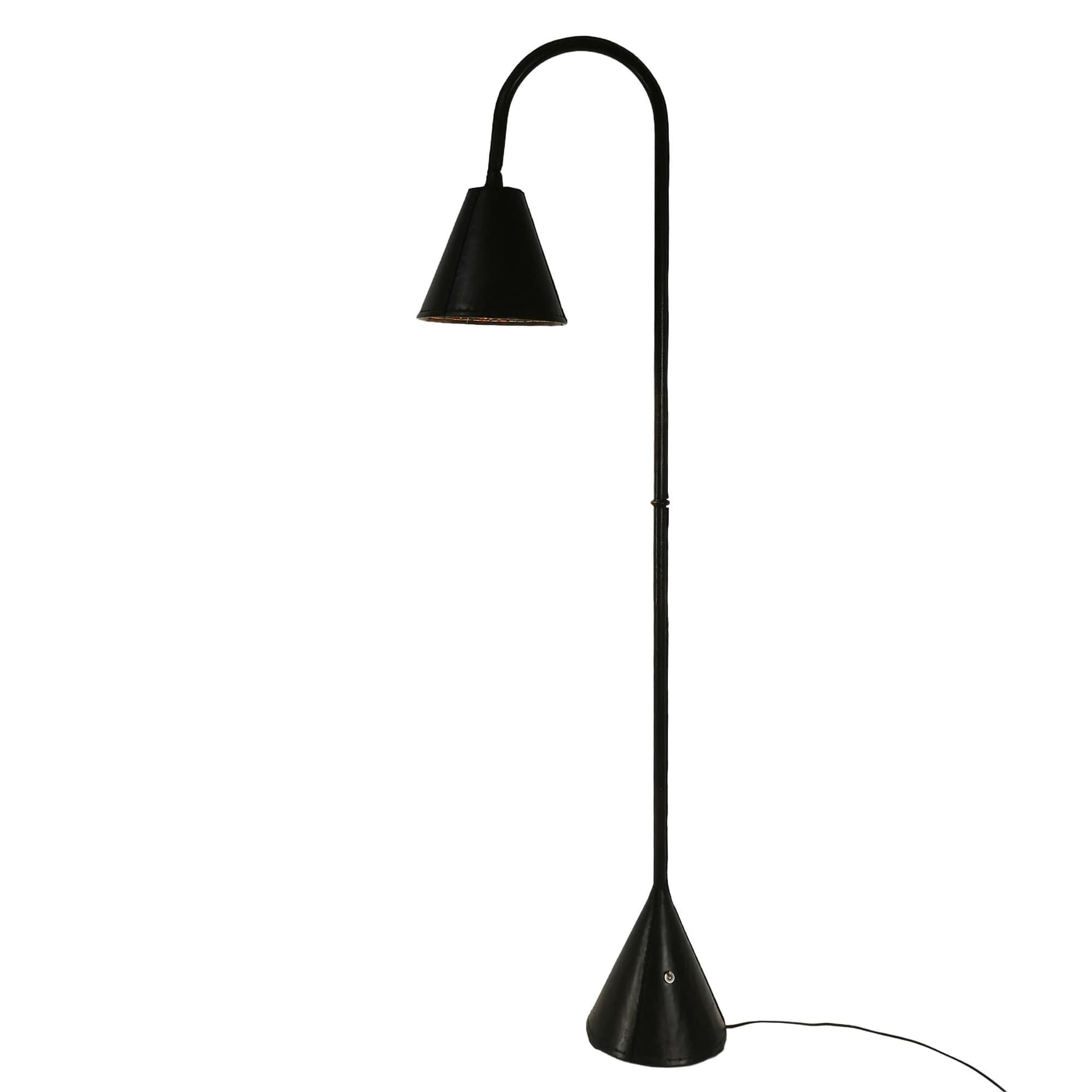 Lampa podłogowa, skóra naturalna czarna, proj. J. Adnet, Hiszpania, lata 50.
