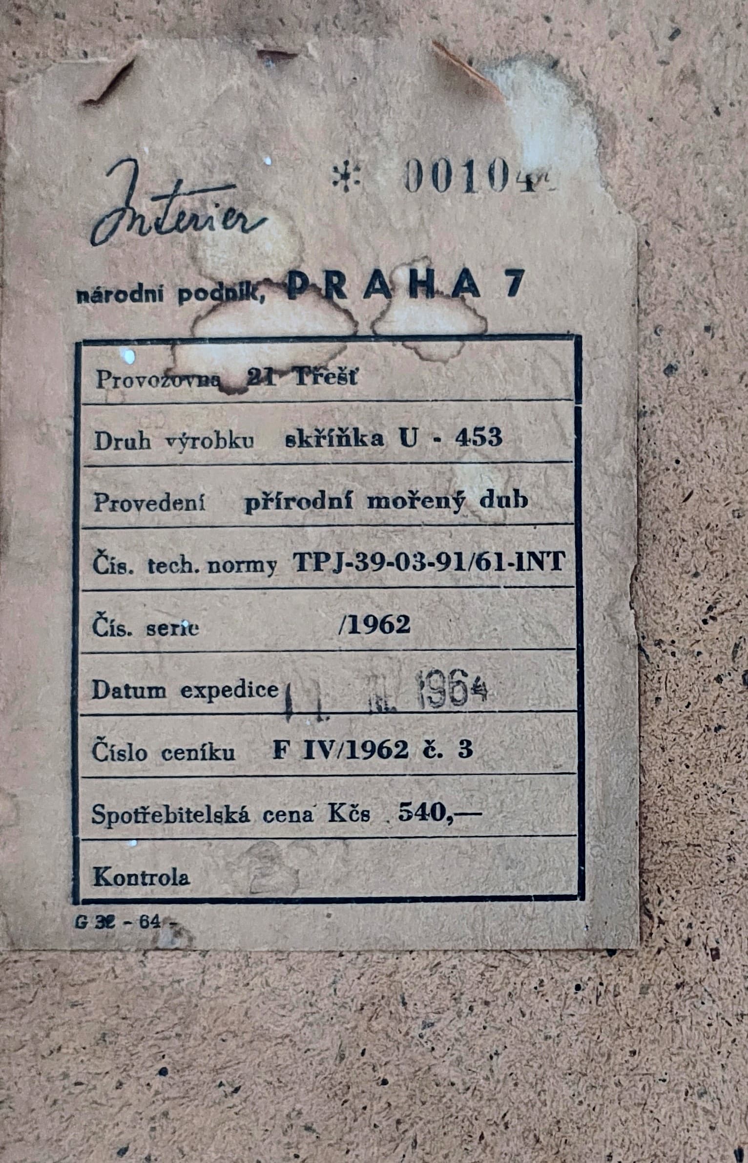 Komoda, fronty czarne białe różowe, drewno brązowe, proj. J. Jiroutek, Interier Praha, Czechosłowacja, lata 60. - 352863
