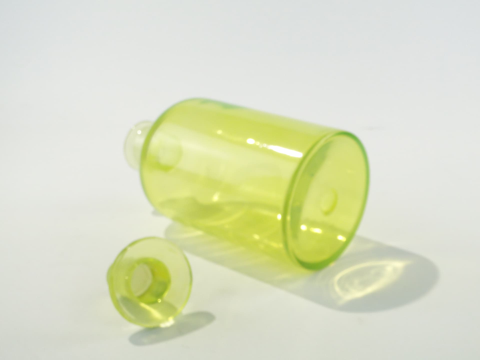 Apothecary Bottle, uranium glass yellow-green, Czechoslovakia, 1920s. - 352938