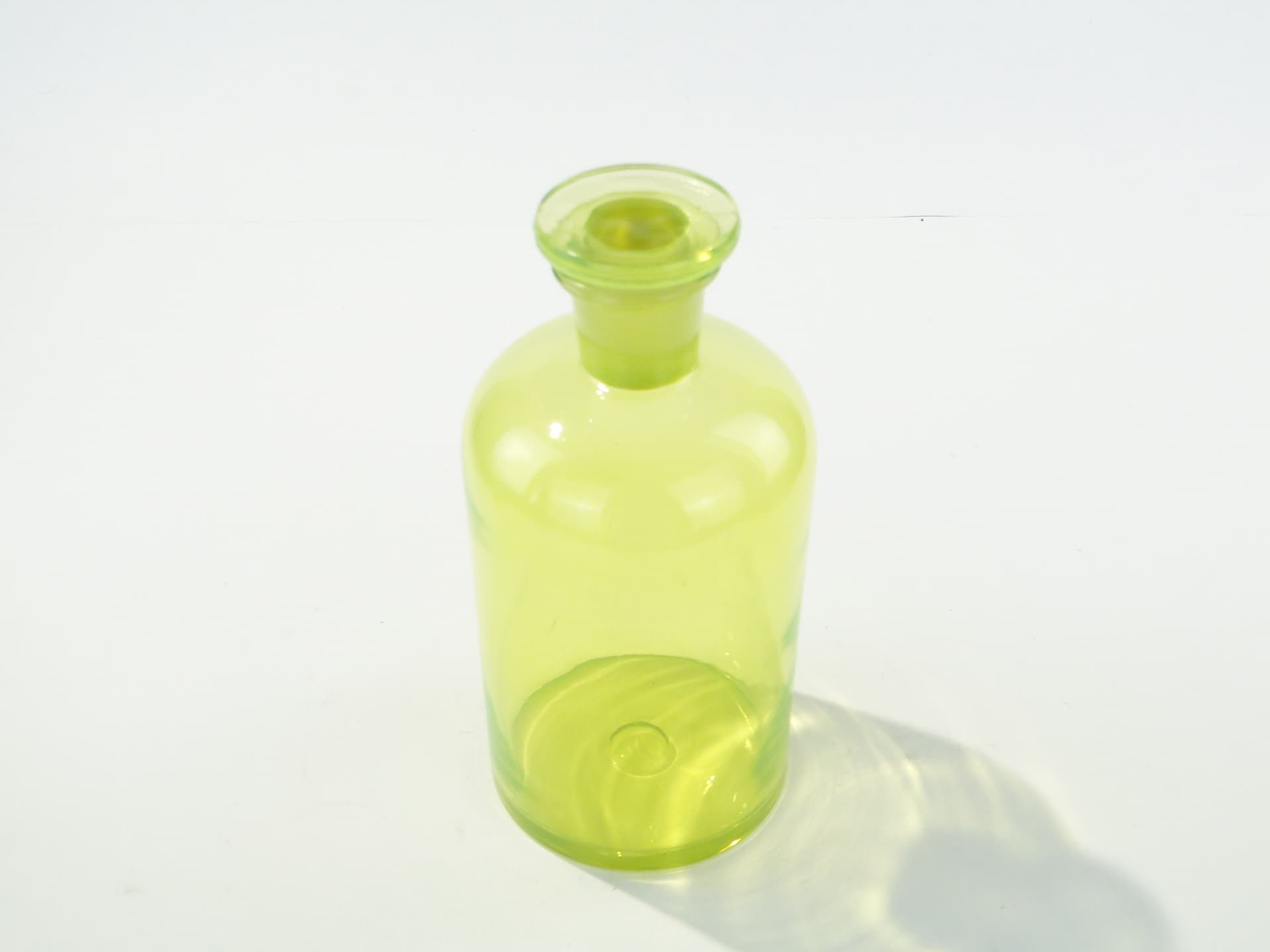 Apothecary Bottle, uranium glass yellow-green, Czechoslovakia, 1920s. - 352940