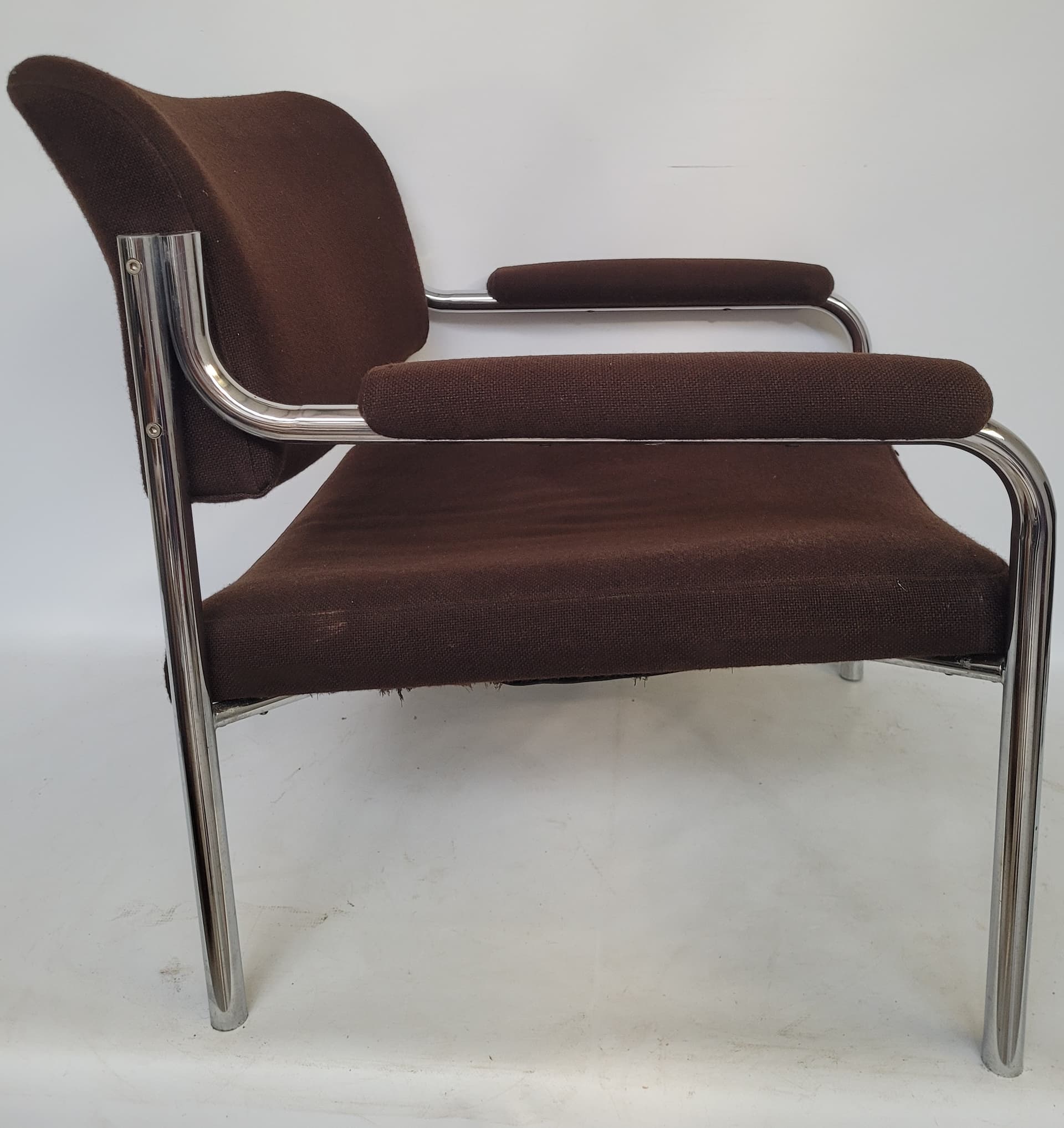 Fotel Bauhaus, tkanina brązowa, stal nierdzewna chromowana srebrna, lata 70. - 352973