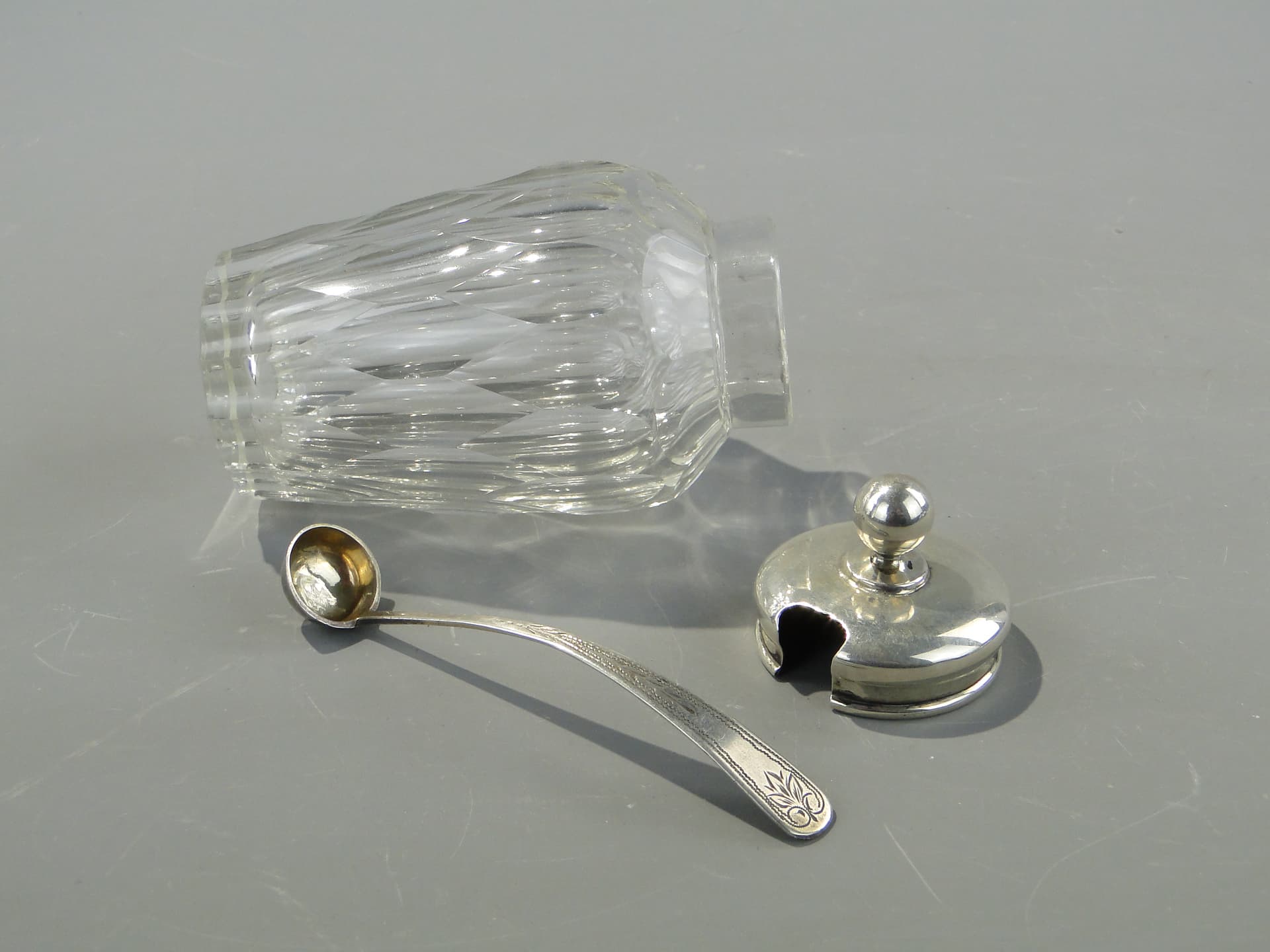 Olive container Art Deco, transparent crystal, silver, 1920s. - 353340