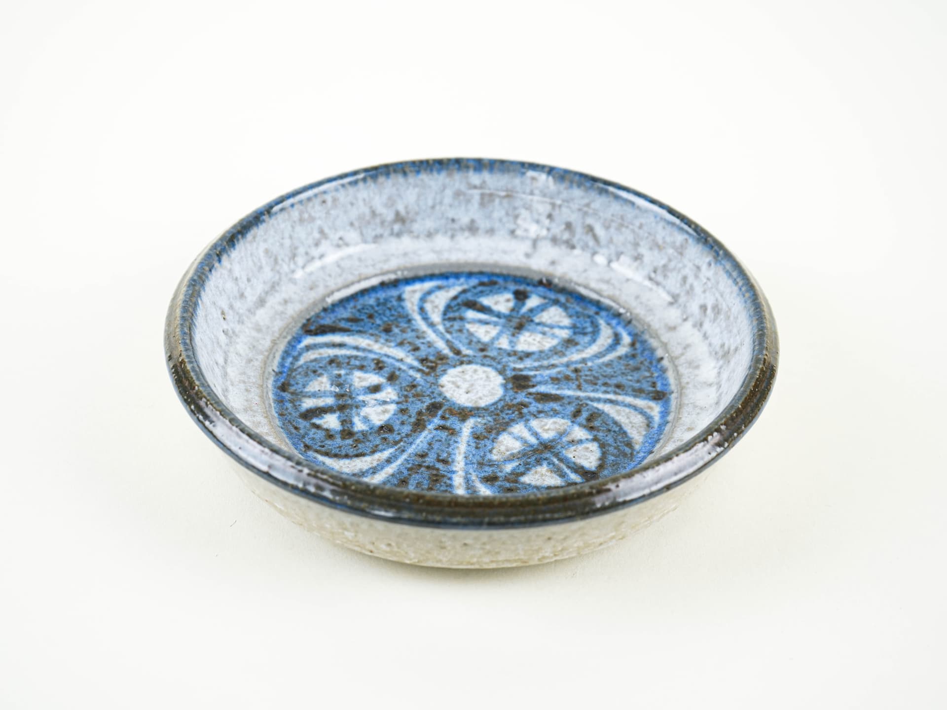 Bowl, blue white beige ceramics, Søholm, Denmark, 1960s. - 353440