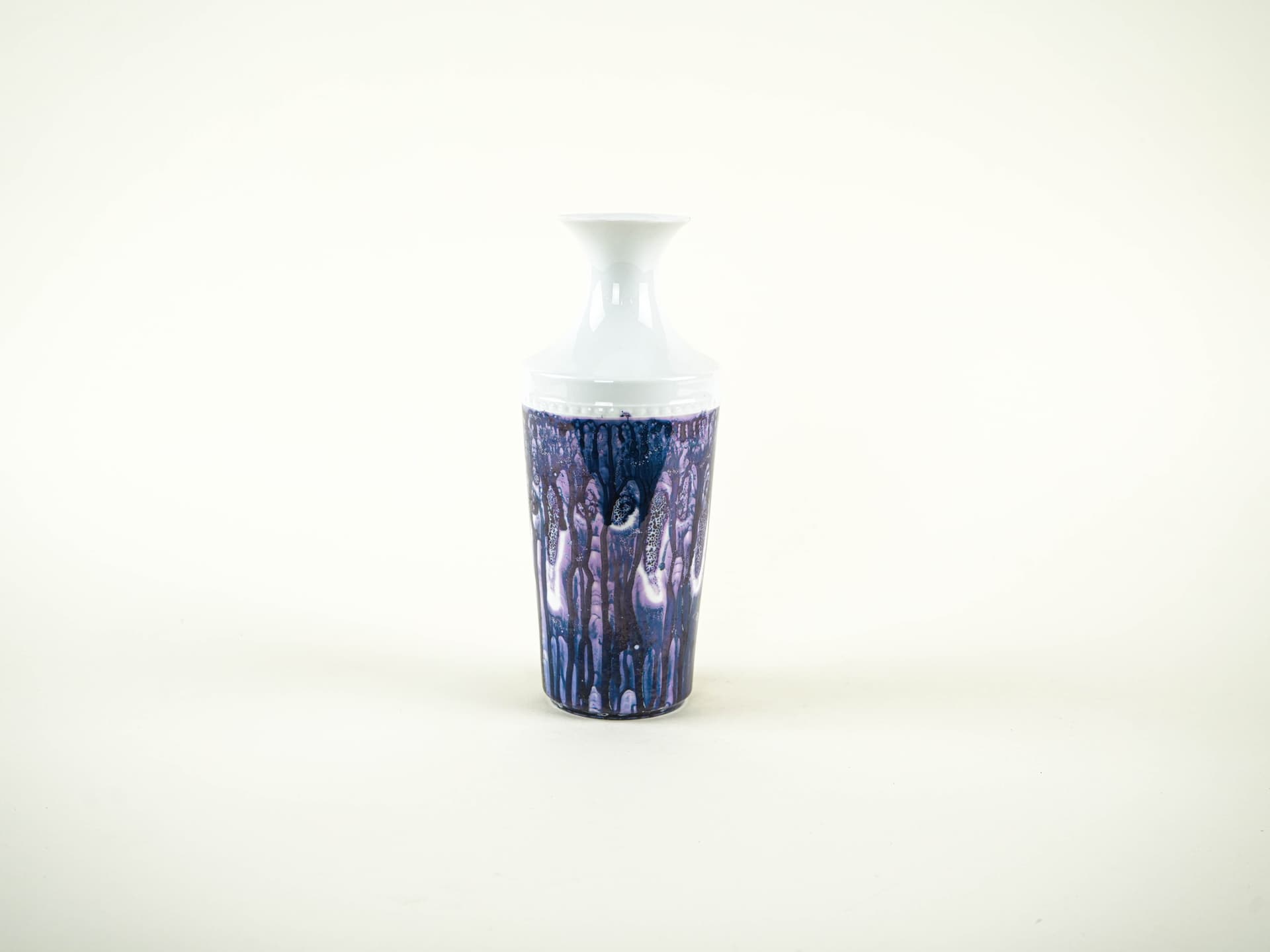Wazon, niebieski fioletowy biały, porcelana, Europa, lata 70. - 353536