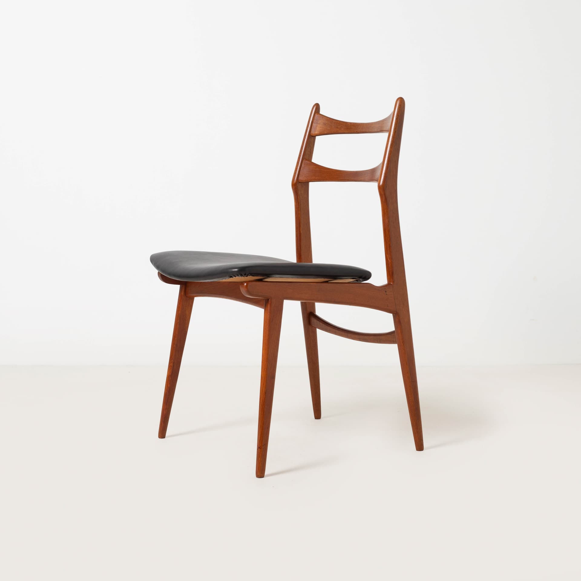 Set of six Bumerang dining chairs, teak, brown leather, Germany, 1960s. - 353797