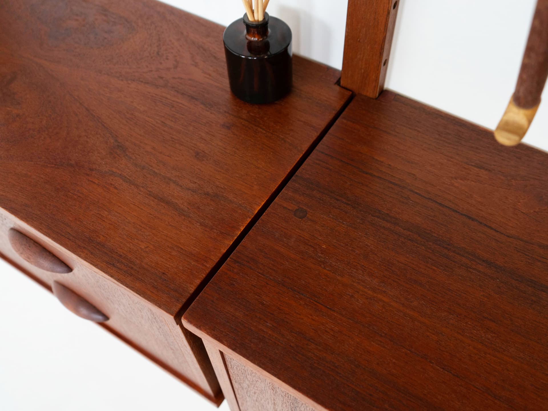 Regał systemowy, teak brązowy, metal czarny, Dania, lata 60. - 353826