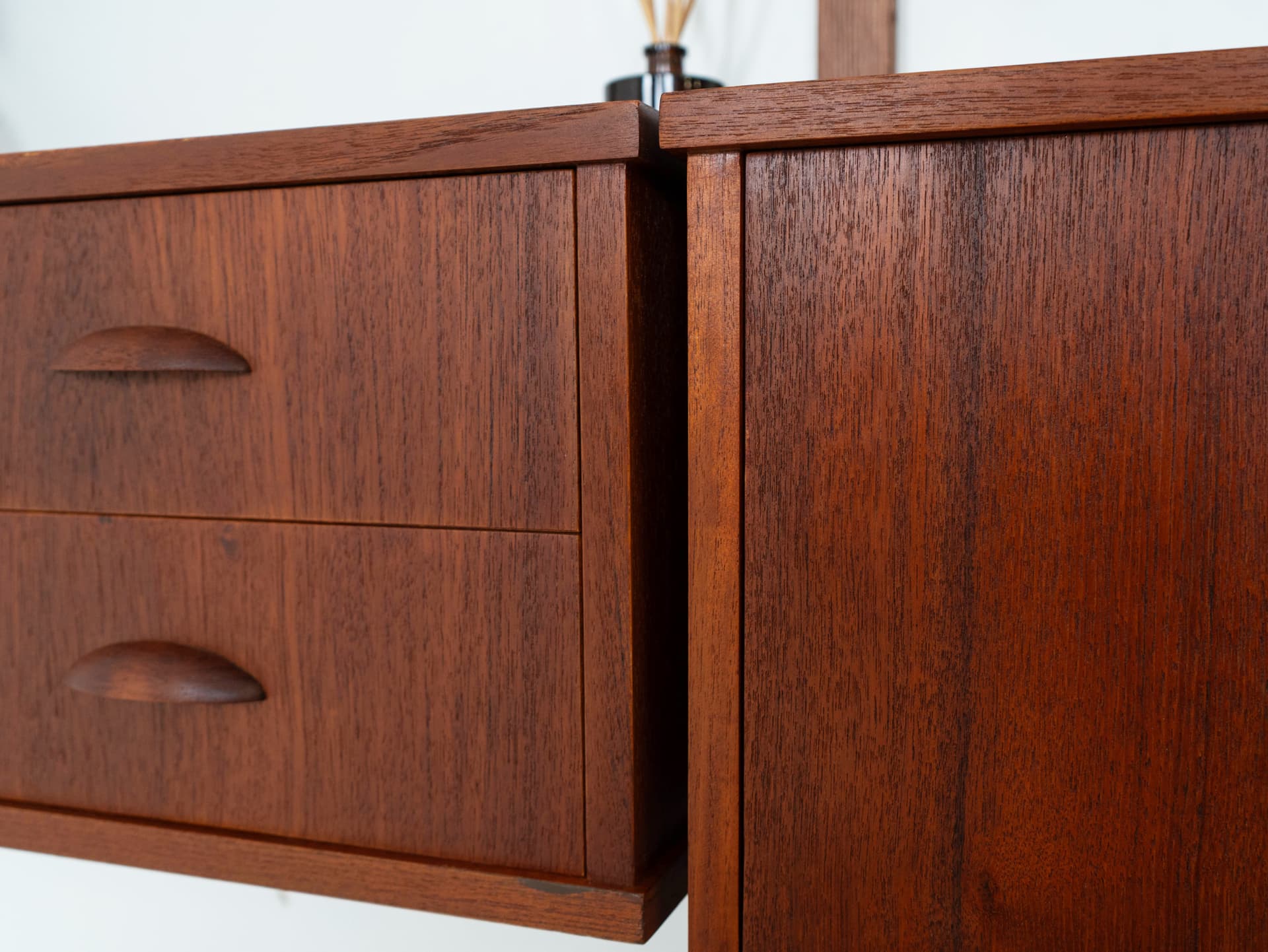 Regał systemowy, teak brązowy, metal czarny, Dania, lata 60. - 353831