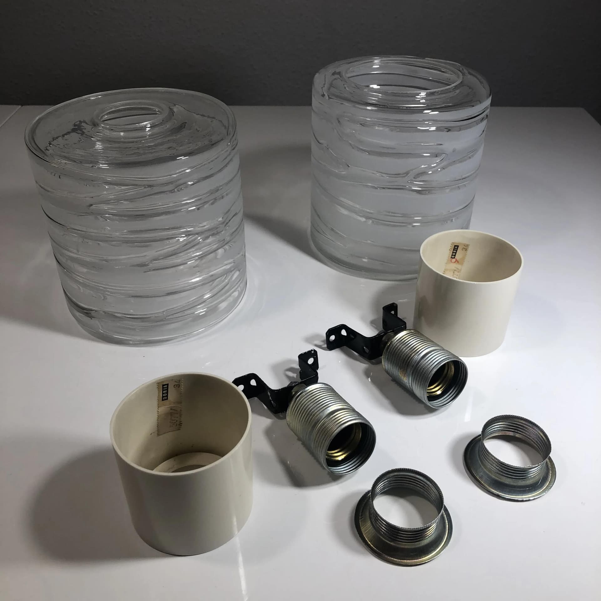 Para plafonów, szkło ivory white, Doria Leuchten, Niemcy, lata 70. - 26195