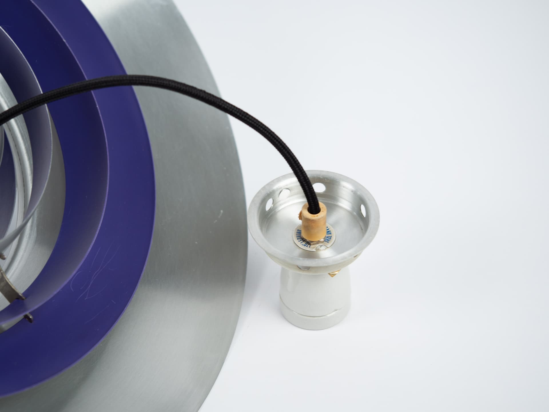 Lampa wisząca P376, aluminium srebrny, mosiądz złoty, proj. P. Fabricius, J. Kastholm, Nordisk Solar, Dania, lata 60. - 354716