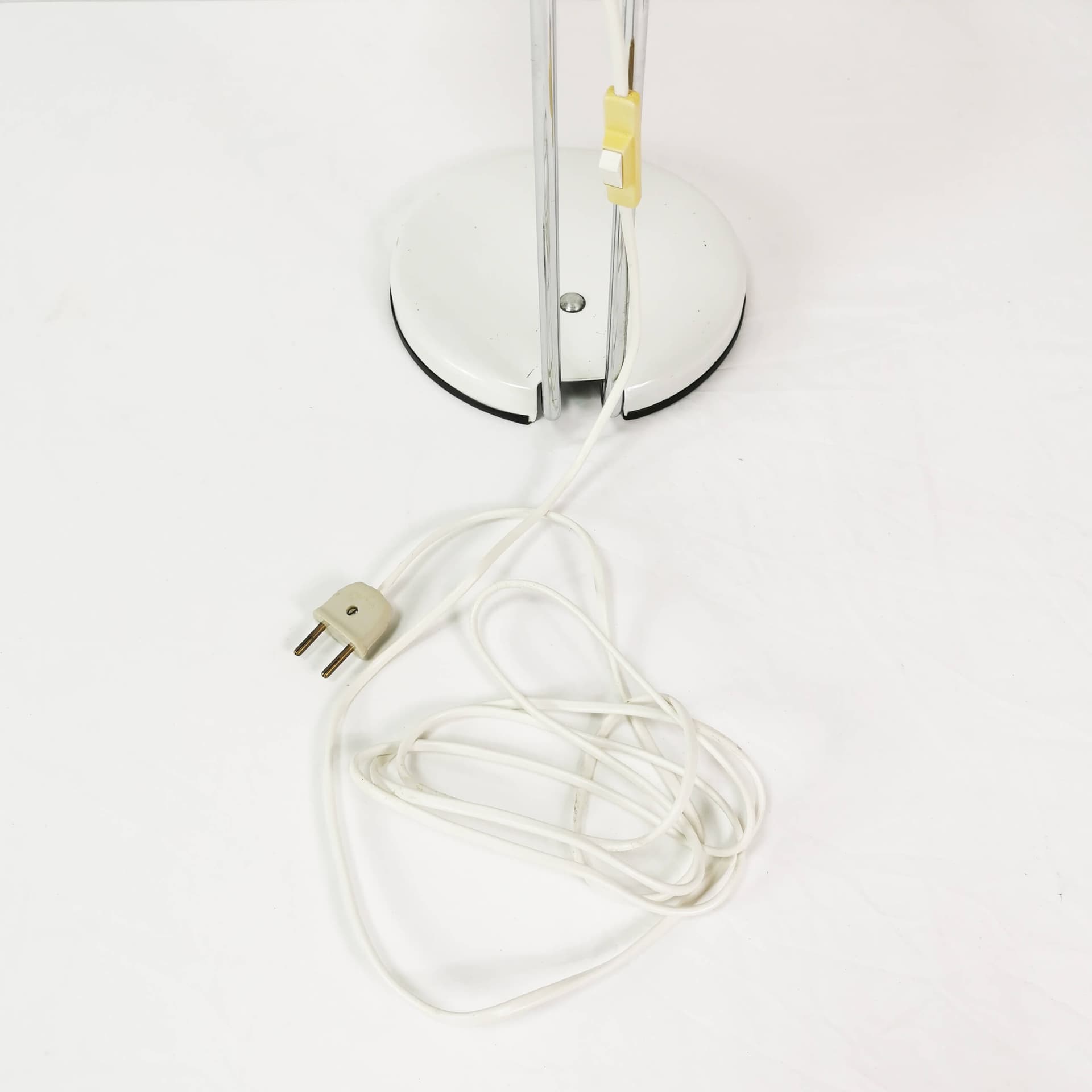 Lampa biurkowa MARS, biała, metal srebrny, proj. P. Sundstedt, Atelje Lyktan, Szwecja, lata 70. - 354992