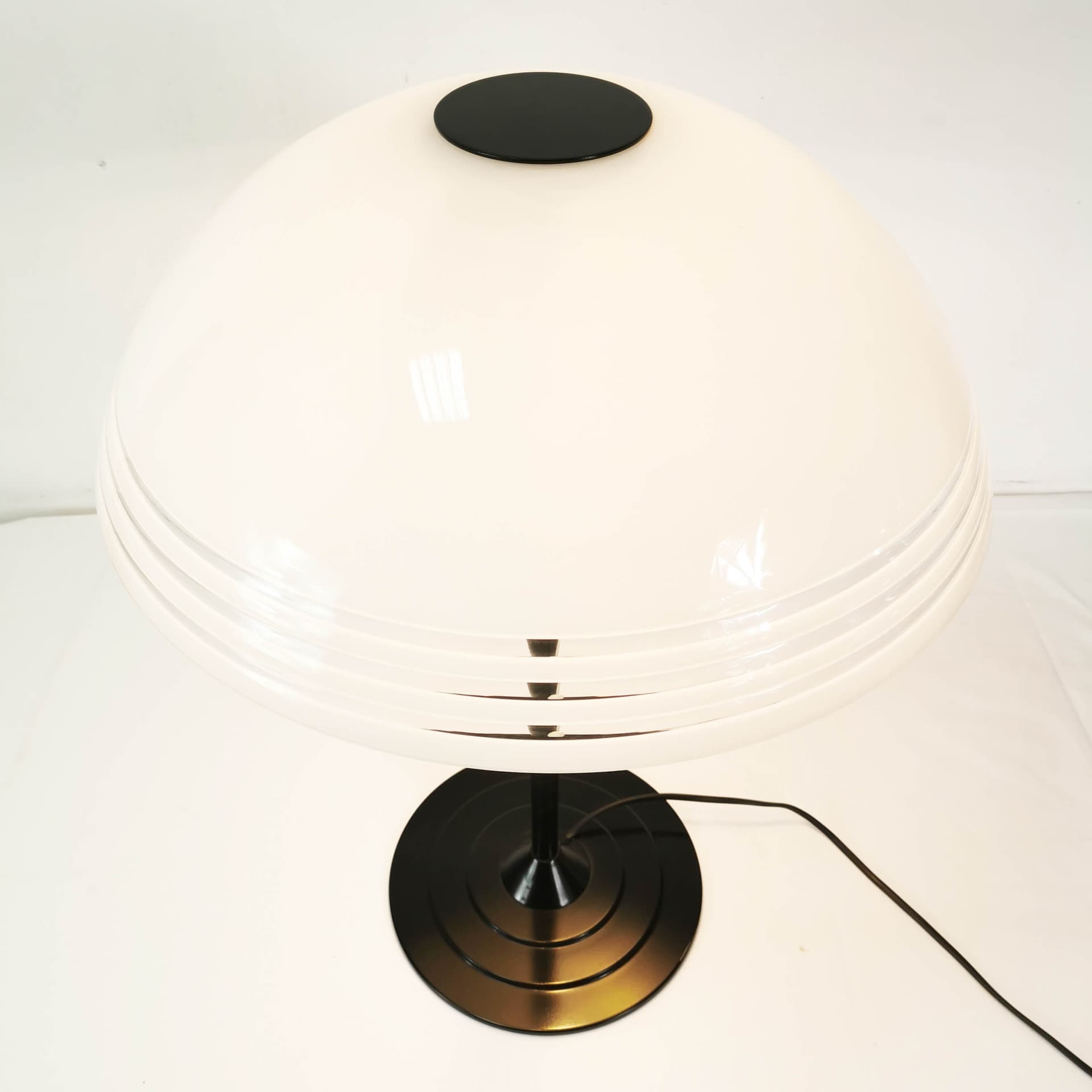 Lampa stołowa, biel czarny, plastik metal, Niemcy, lata 70. - 355015