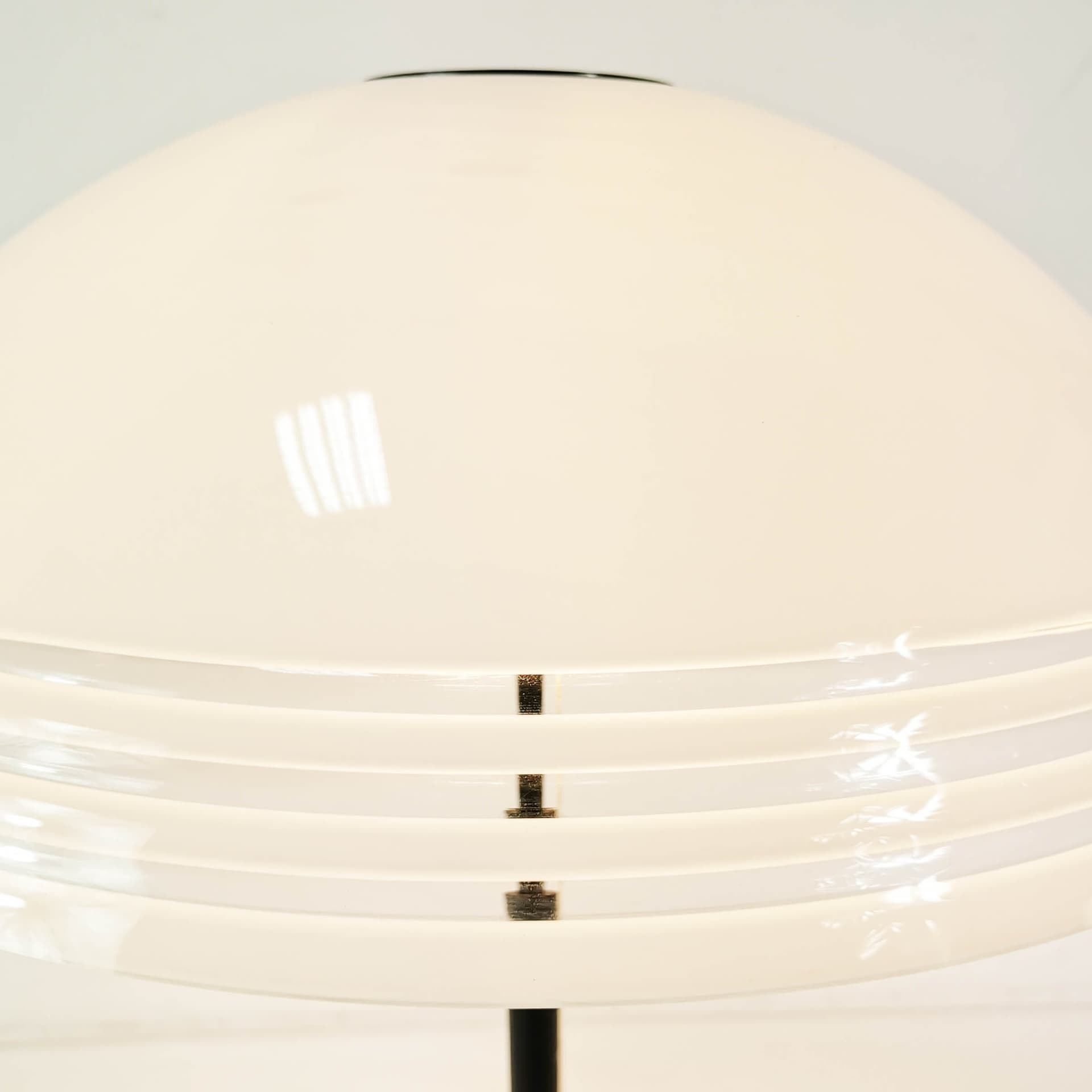 Lampa stołowa, biel czarny, plastik metal, Niemcy, lata 70. - 355016