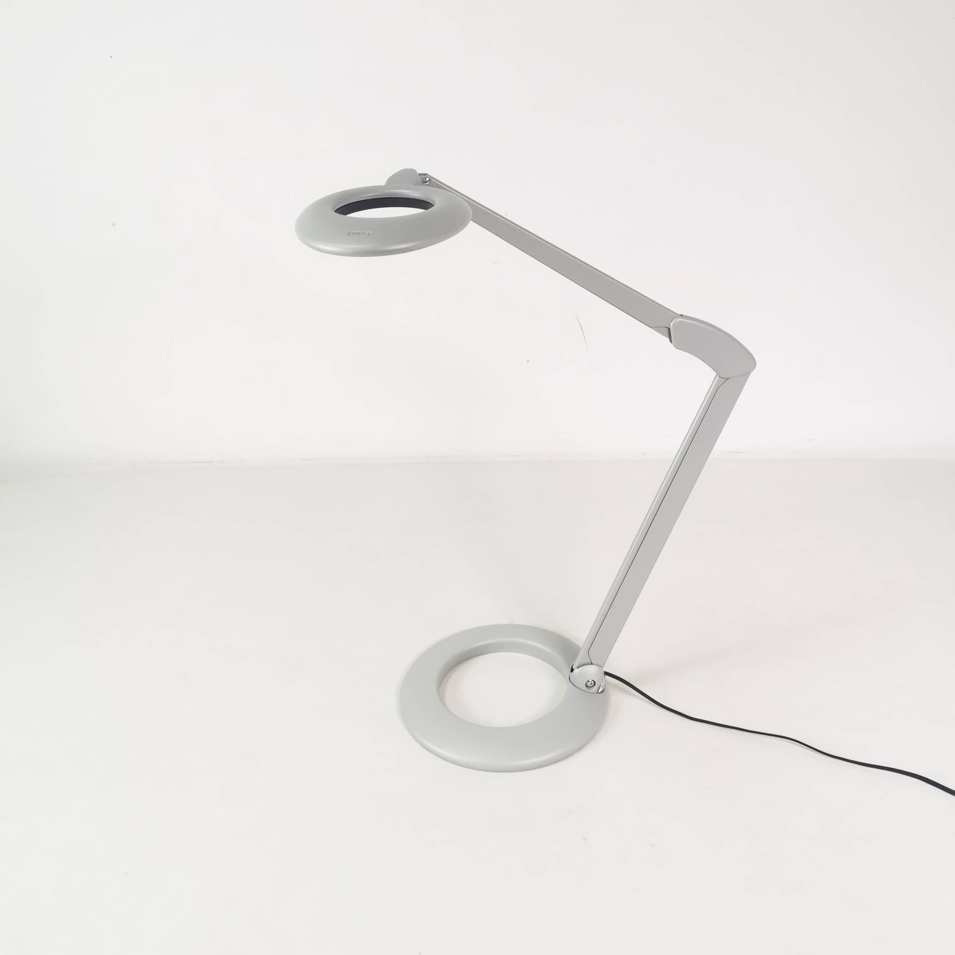 Lampa biurkowa Ovelo, szary metal, proj. S. Copeland, Luxo, Norwegia - 355042
