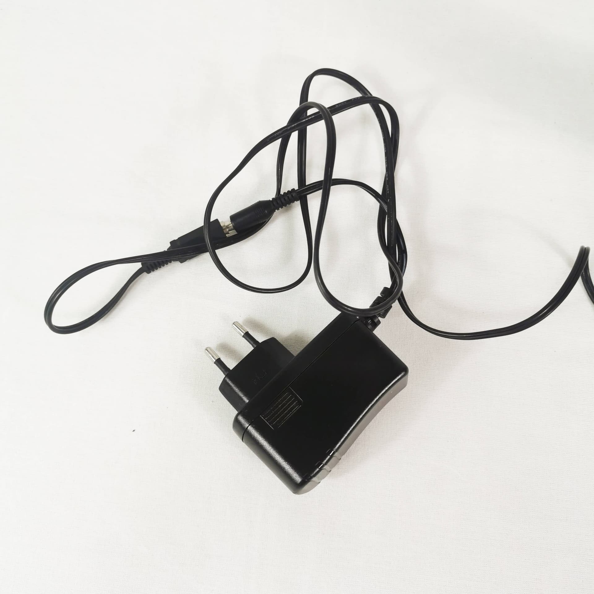 Lampa biurkowa Ovelo, szary metal, proj. S. Copeland, Luxo, Norwegia - 355051