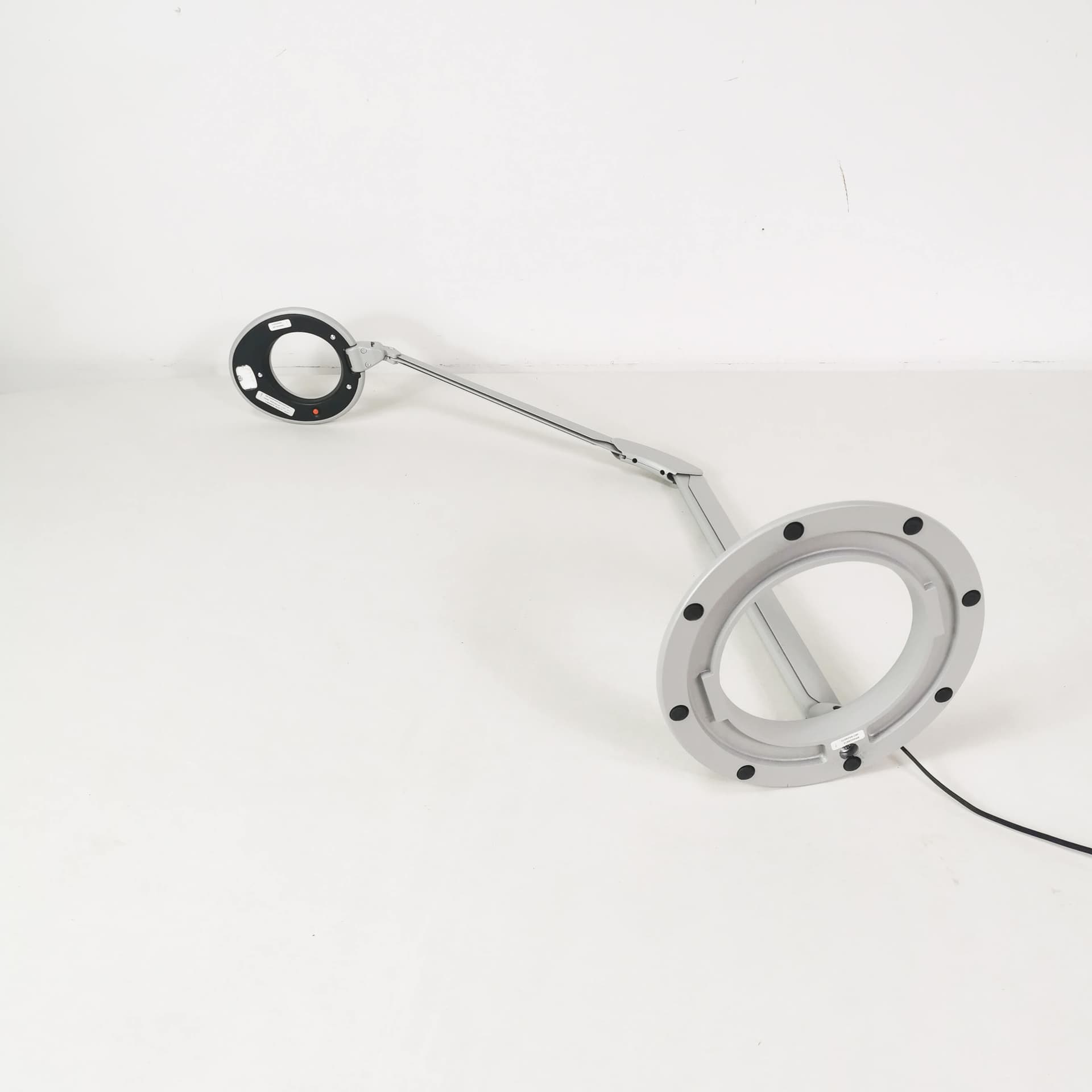 Lampa biurkowa Ovelo, szary metal, proj. S. Copeland, Luxo, Norwegia - 355050