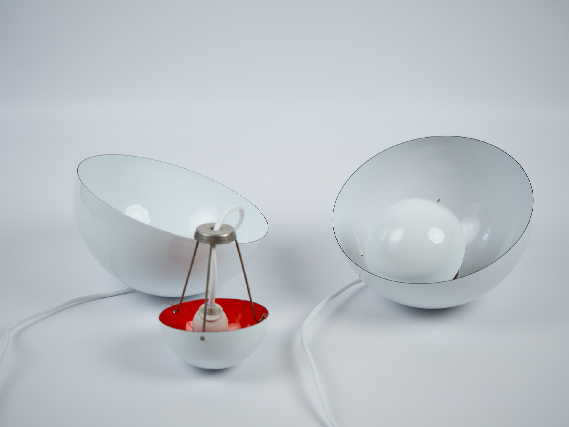 Pair of pendant lamps Flowerpot, white metal, by V. Panton, Louis Poulsen, Denmark, 1960s. - 355285