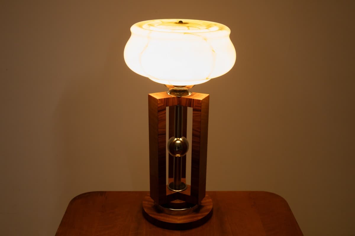 Lampa stołowa Art Deco, brązowy beżowy srebrny, orzech szkło stal chrom, Polska, lata 50. - 355977