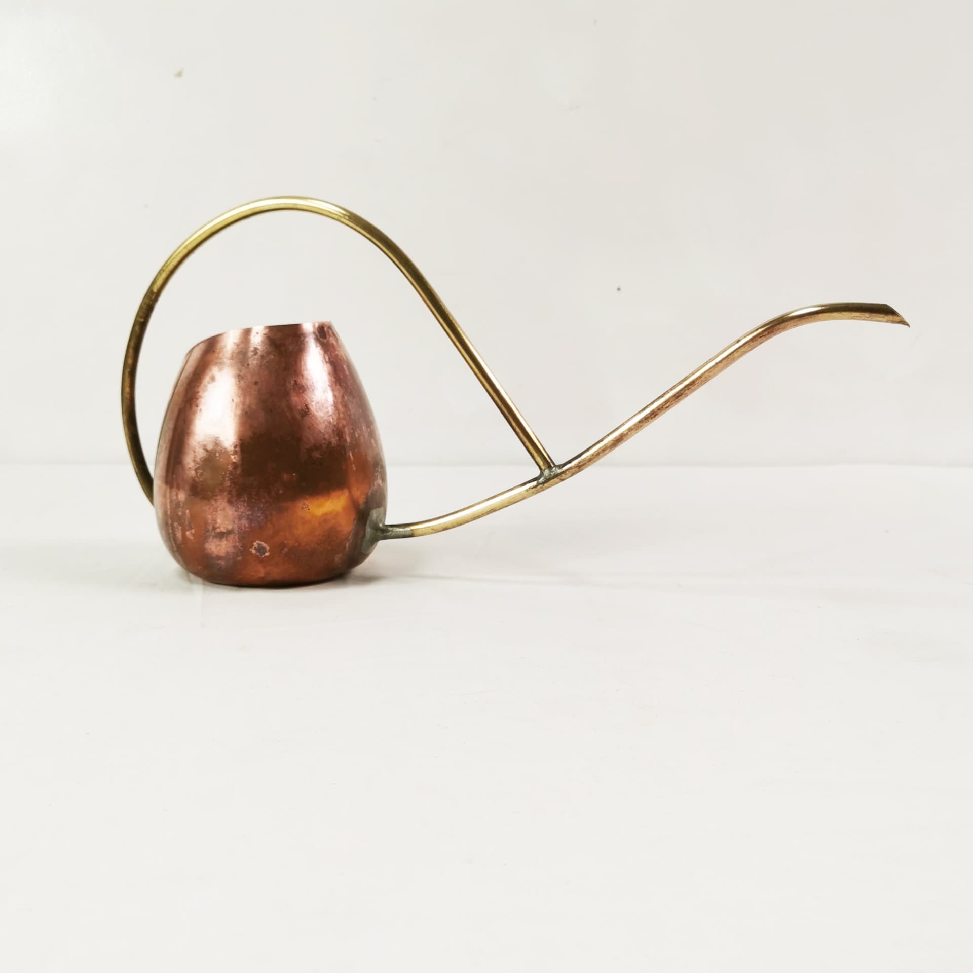 Konewka Mid Century, miedź brązowa, mosiądz złoty, Dania, lata 60. - 356089