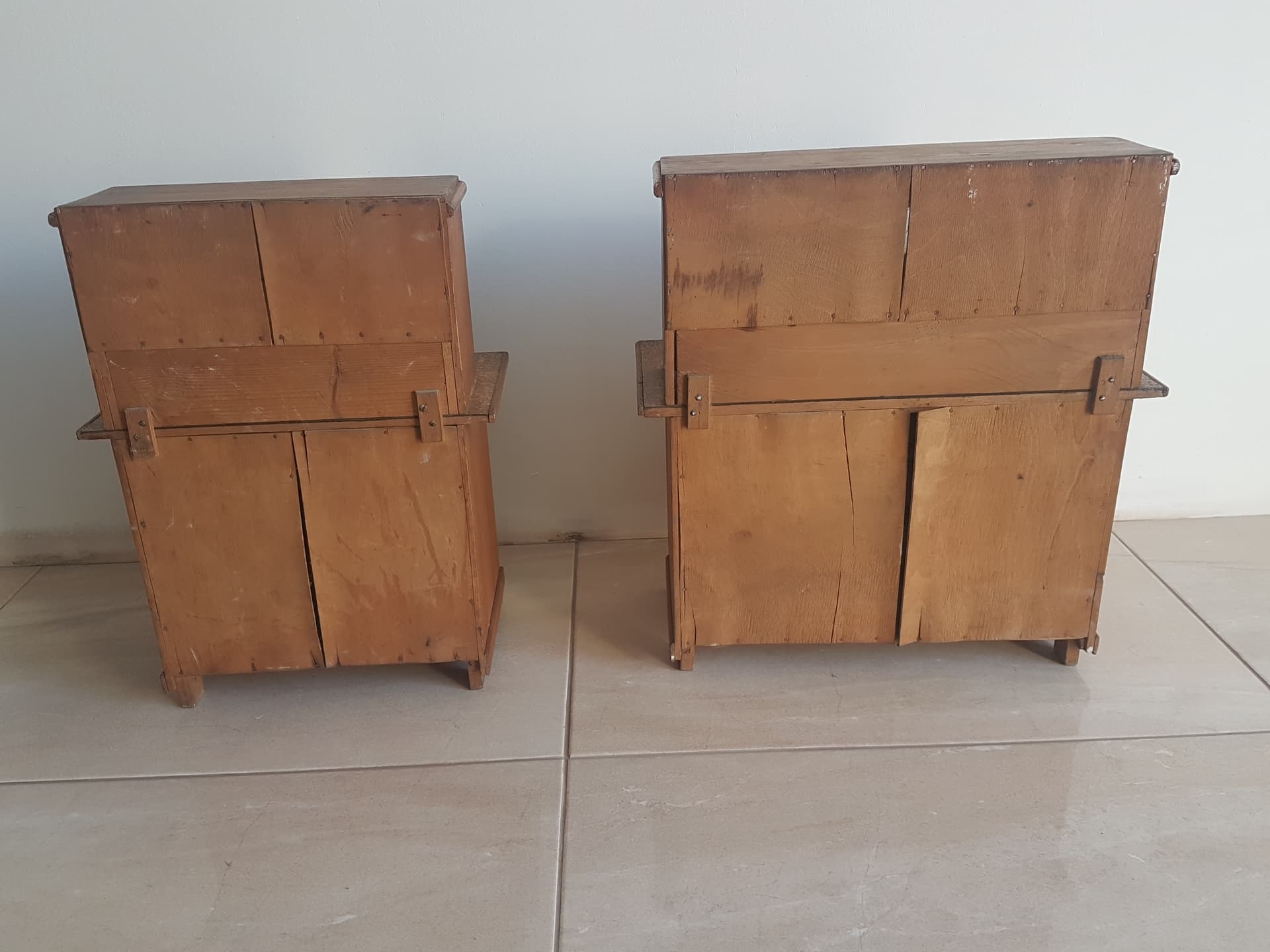 Seven-piece dollhouse furniture set, Art Deco, brown wood, transparent glass, Germany, 1960s. - 356373