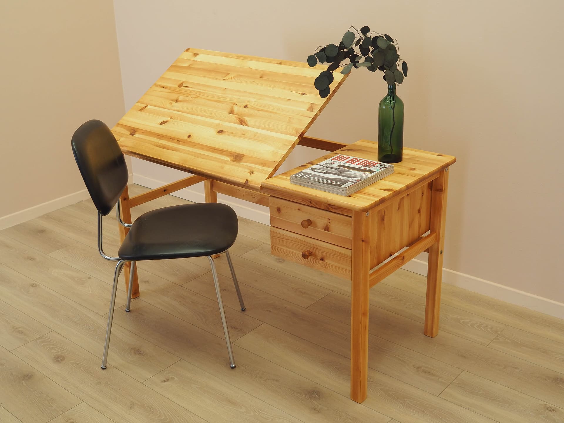 Desk, brown pine, Denmark, 1990s. - 356414