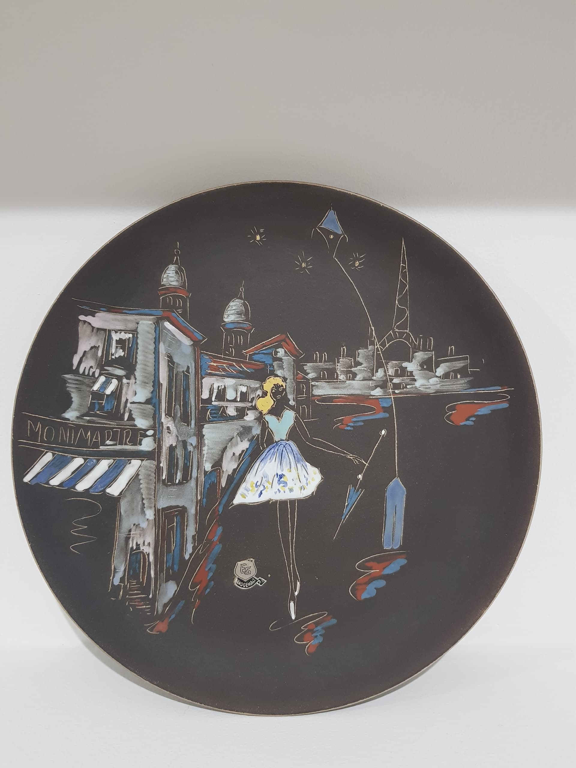 Wall Plate Montmartre, black, enamelled ceramics, France, 1970s - 356617