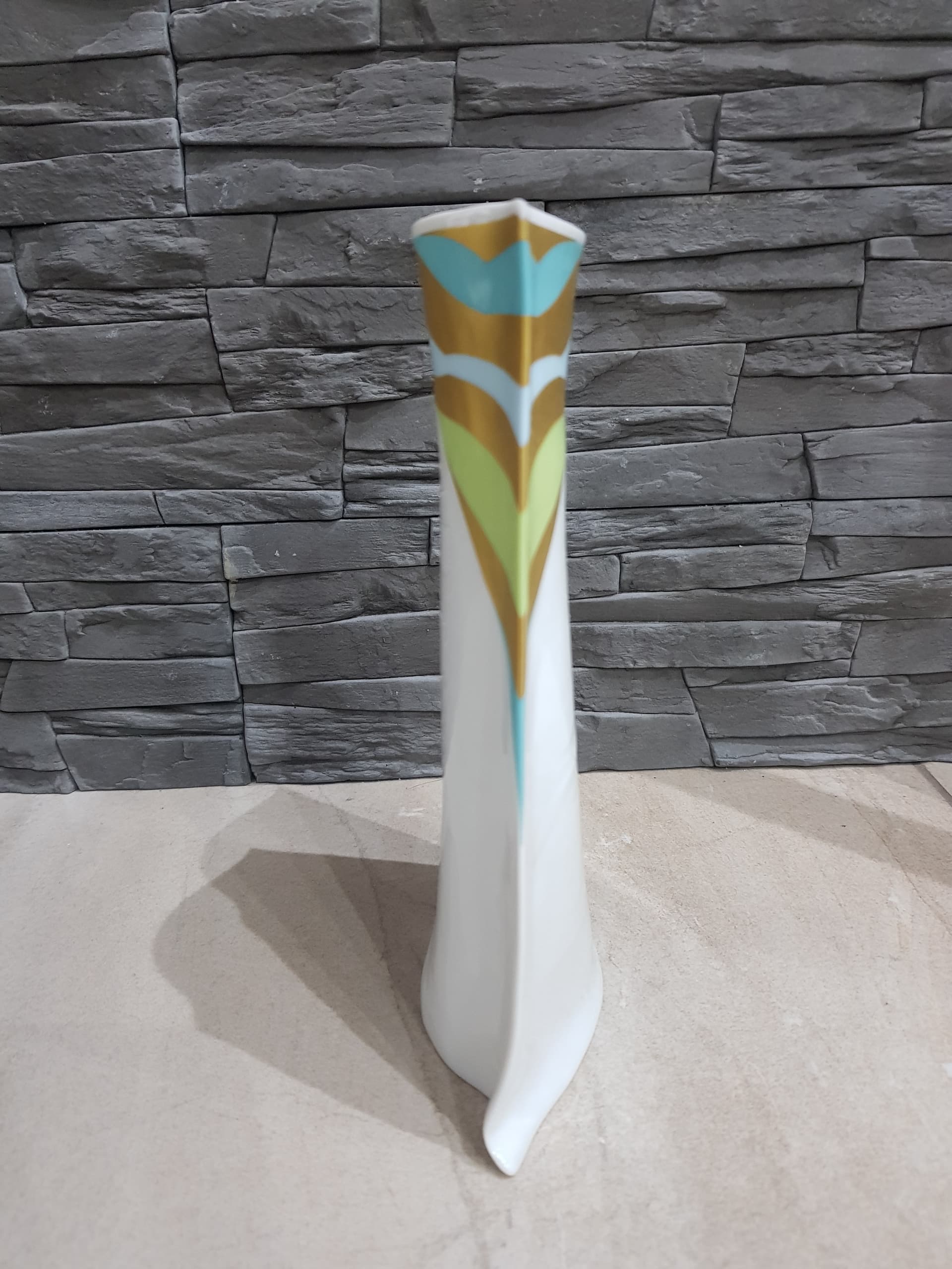 Wazon pergaminowy, porcelana biała z dekorem, proj. J. van Loon, Rosenthal, Niemcy, lata 80. - 356696