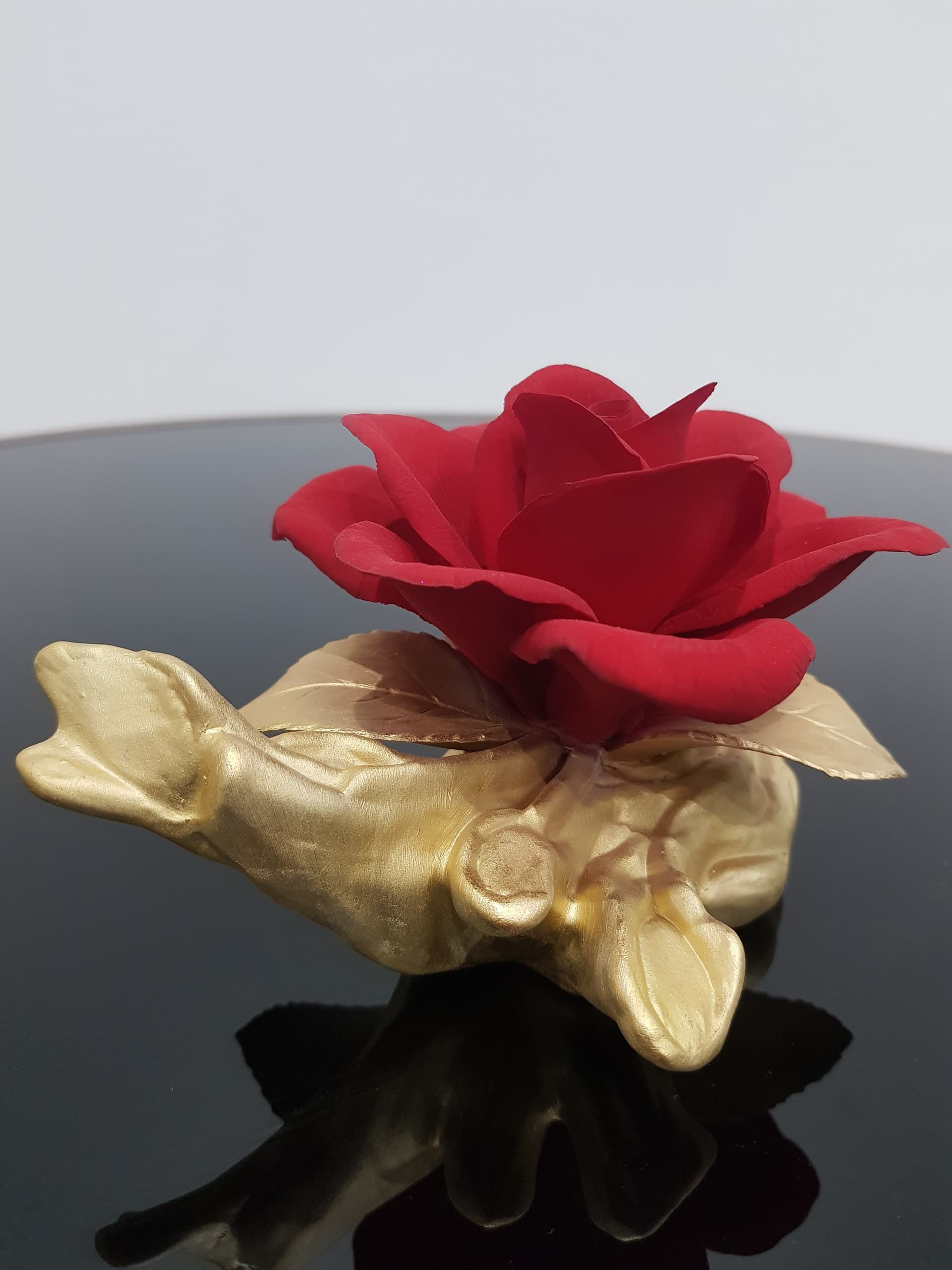 Figurine Rose Capodimonte, red gold, porcelain, Napoleon, Italy, 1970s - 356879