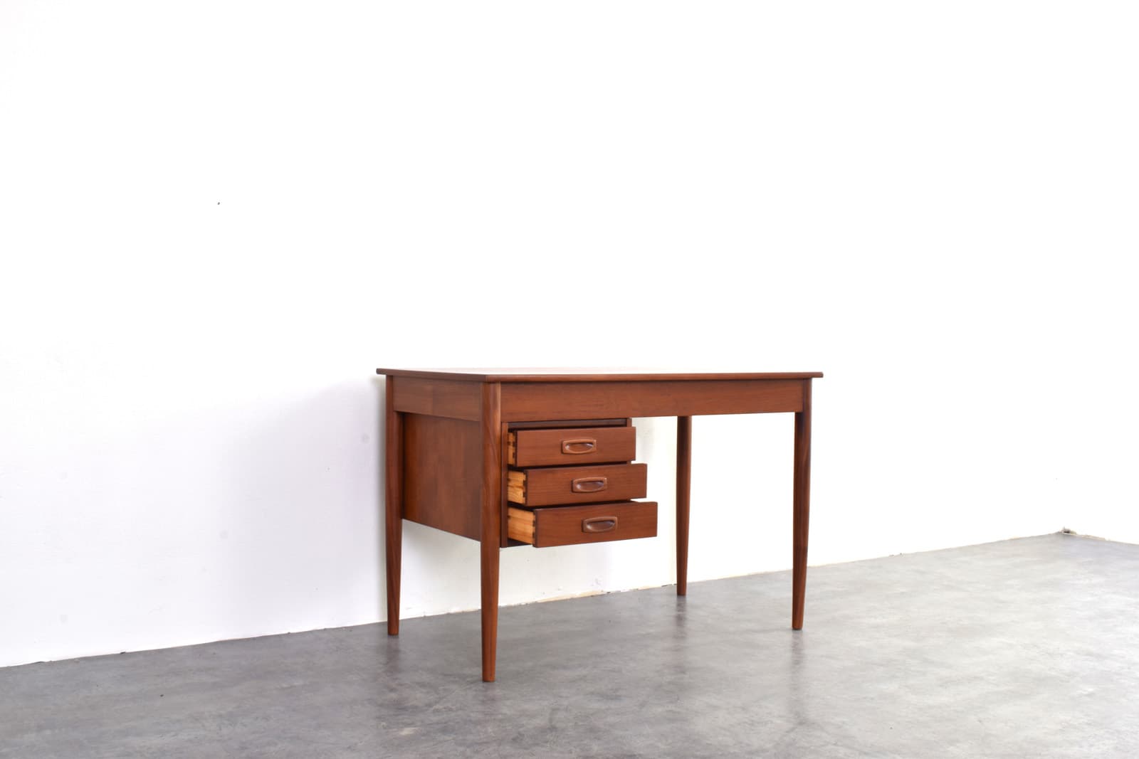 Desk, brown teak, Denmark, 1960s - 356894