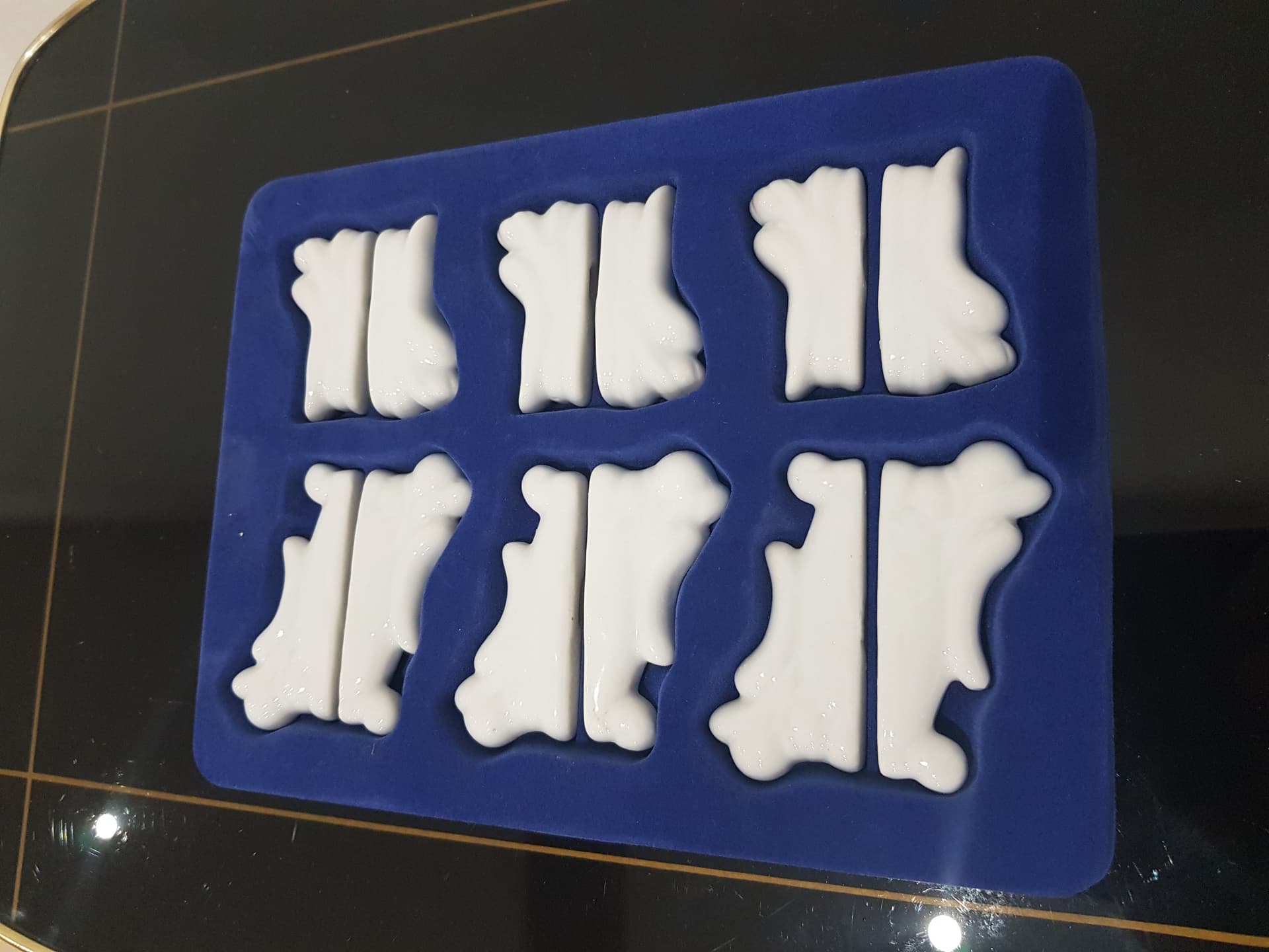 Zestaw sześciu podstawek na sztućce, biały, porcelana, proj. E. D'Arley, Anglia, lata 80. - 357006