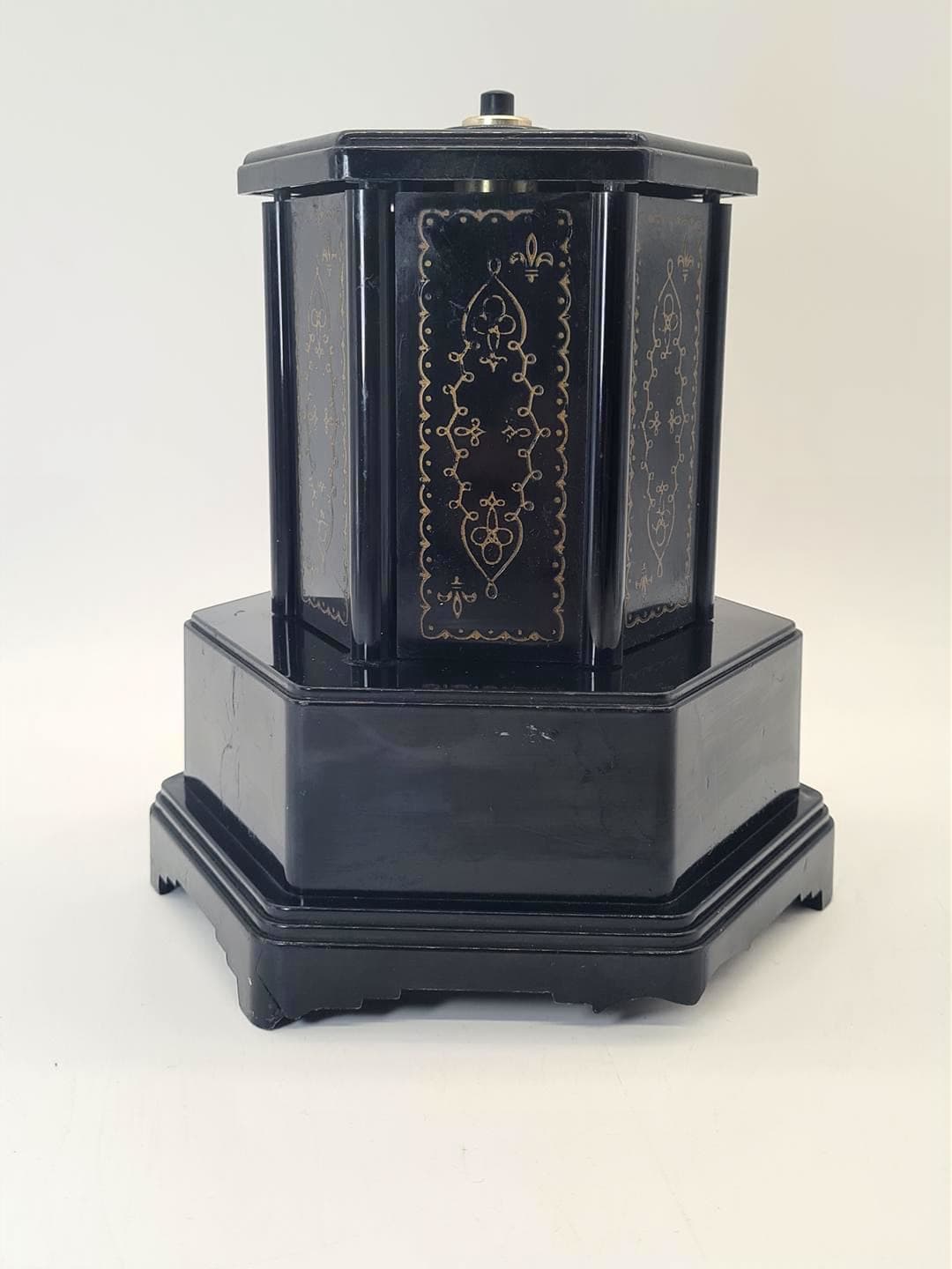 Cigarette dispenser with music box, black gold plastic, Selcol, England, 1960s. - 357207