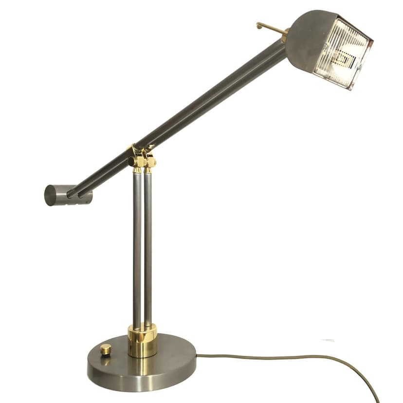 Lampka biurkowa Le Dauphin, mosiądz złocony, stal chromowana szara, JJS, Francja, lata 70.
