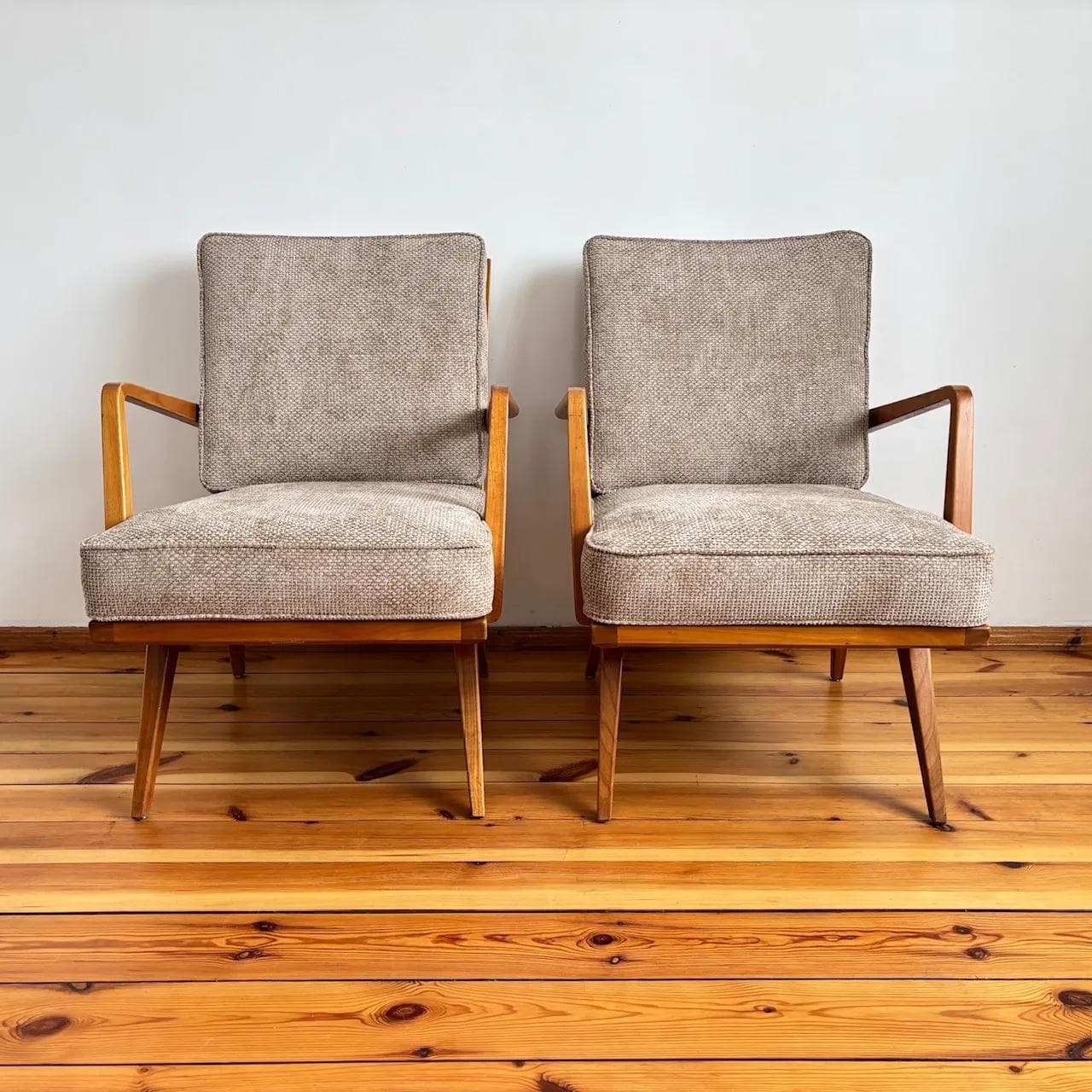 Pair of armchairs Antimott, cappuccino upholstery, cherry wood, by W. Knoll, Knoll, Germany, 1950s. - 26458