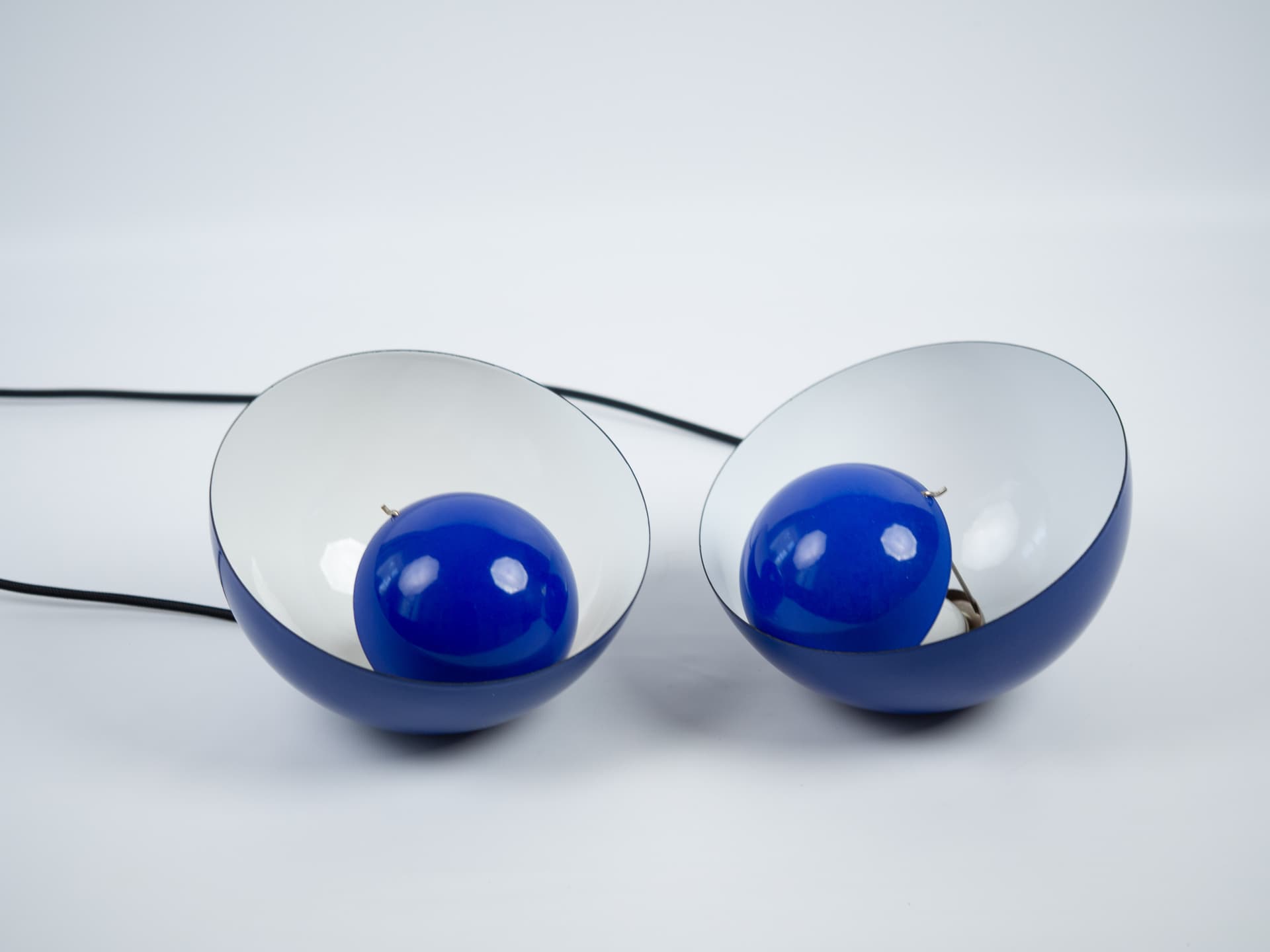 Pair of pendant lamps Flowerpot, blue enamel, by V. Panton, Louis Poulsen, Denmark, 1960s. - 357955