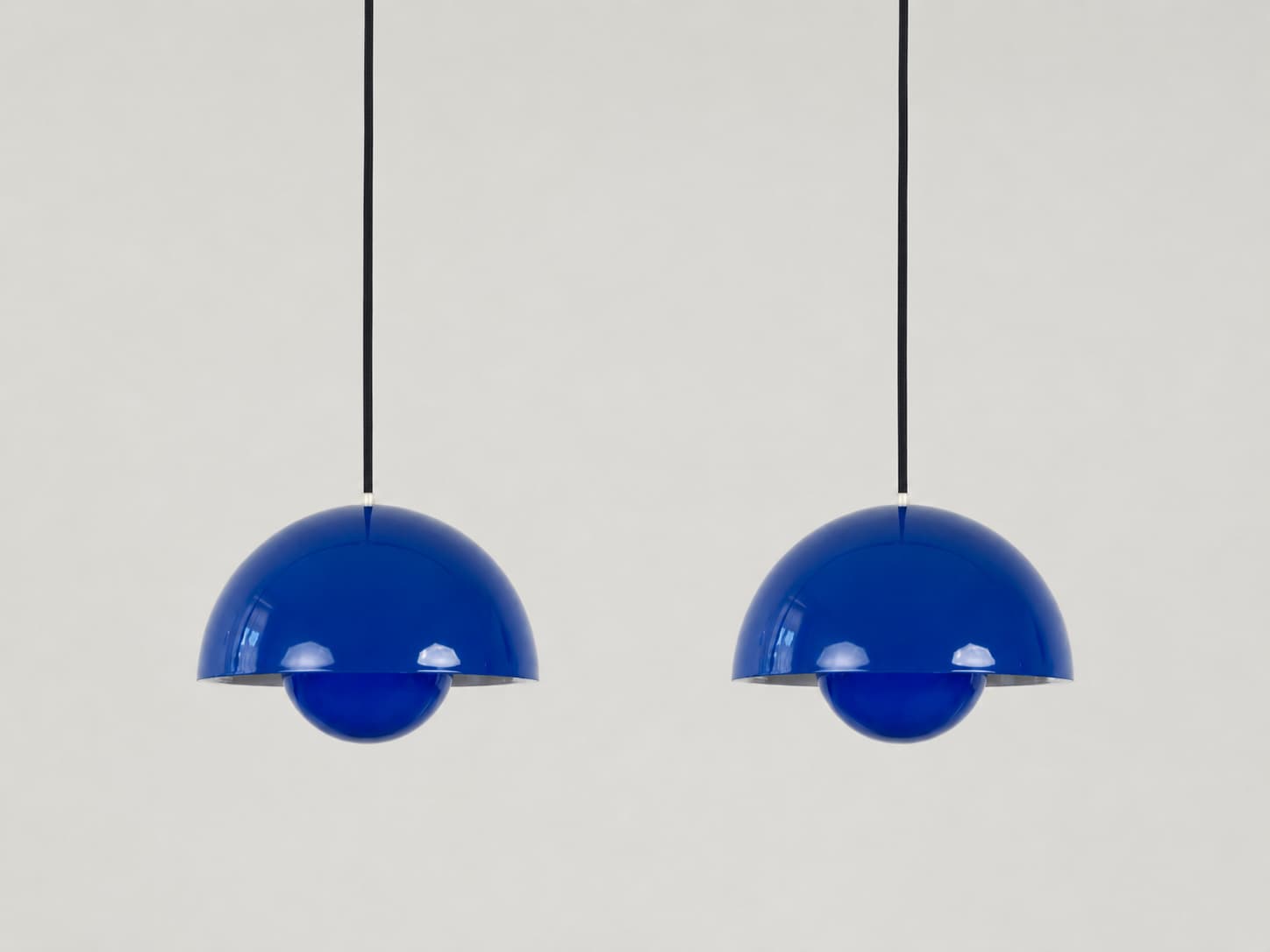 Pair of pendant lamps Flowerpot, blue enamel, by V. Panton, Louis Poulsen, Denmark, 1960s. - 357961