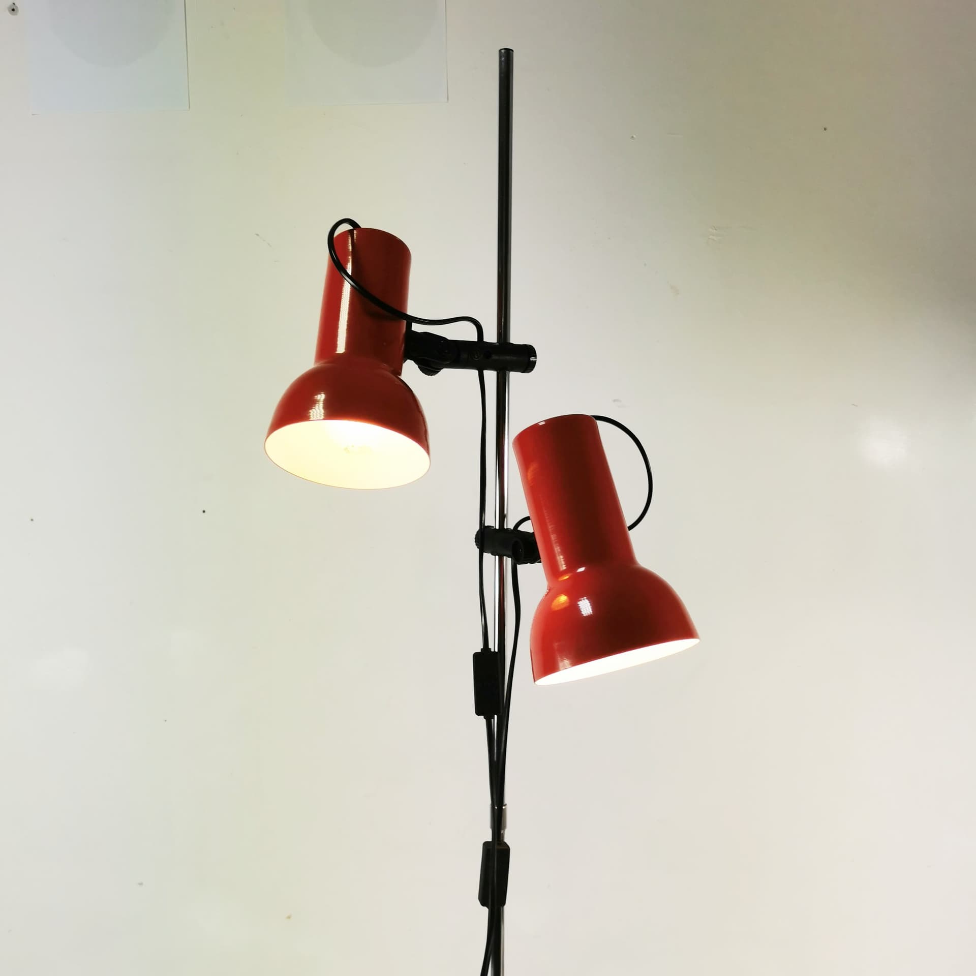 Floor lamp, red, metal, Horn Belysning, Denmark, 1960s. - 358186