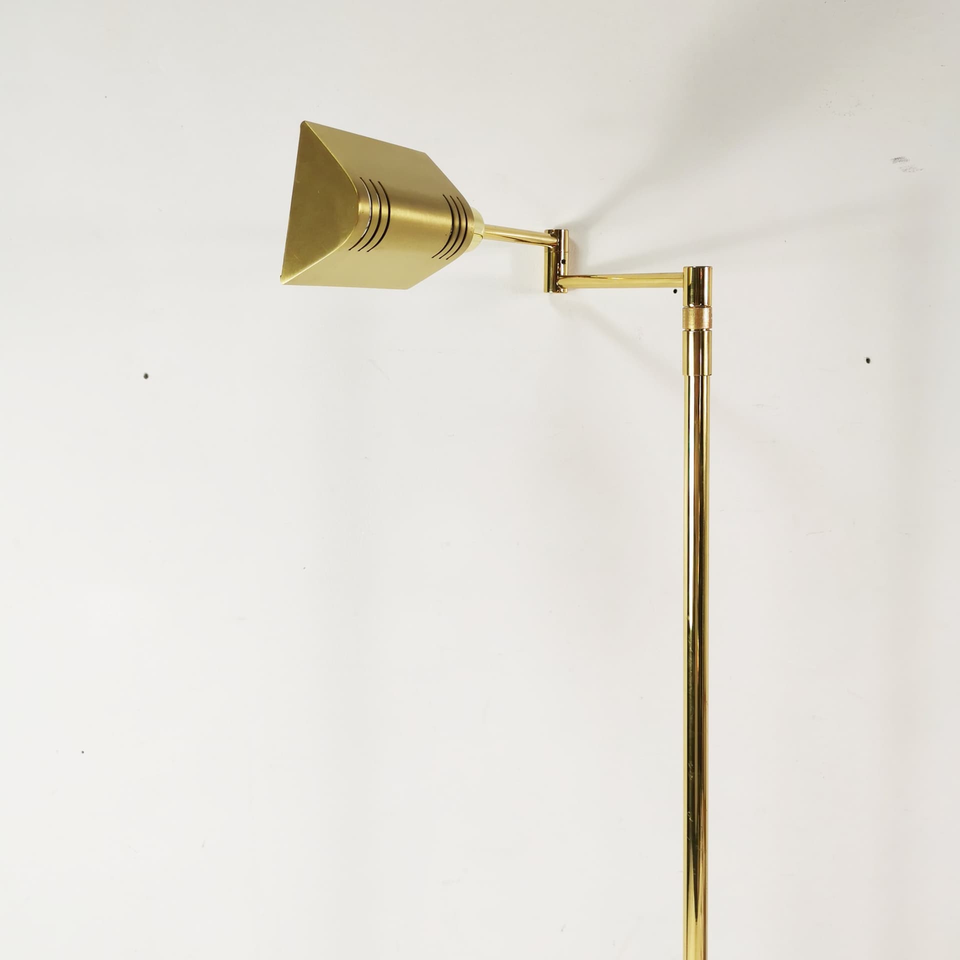 Floor lamp, gold brass, Germany, 1970s. - 358215