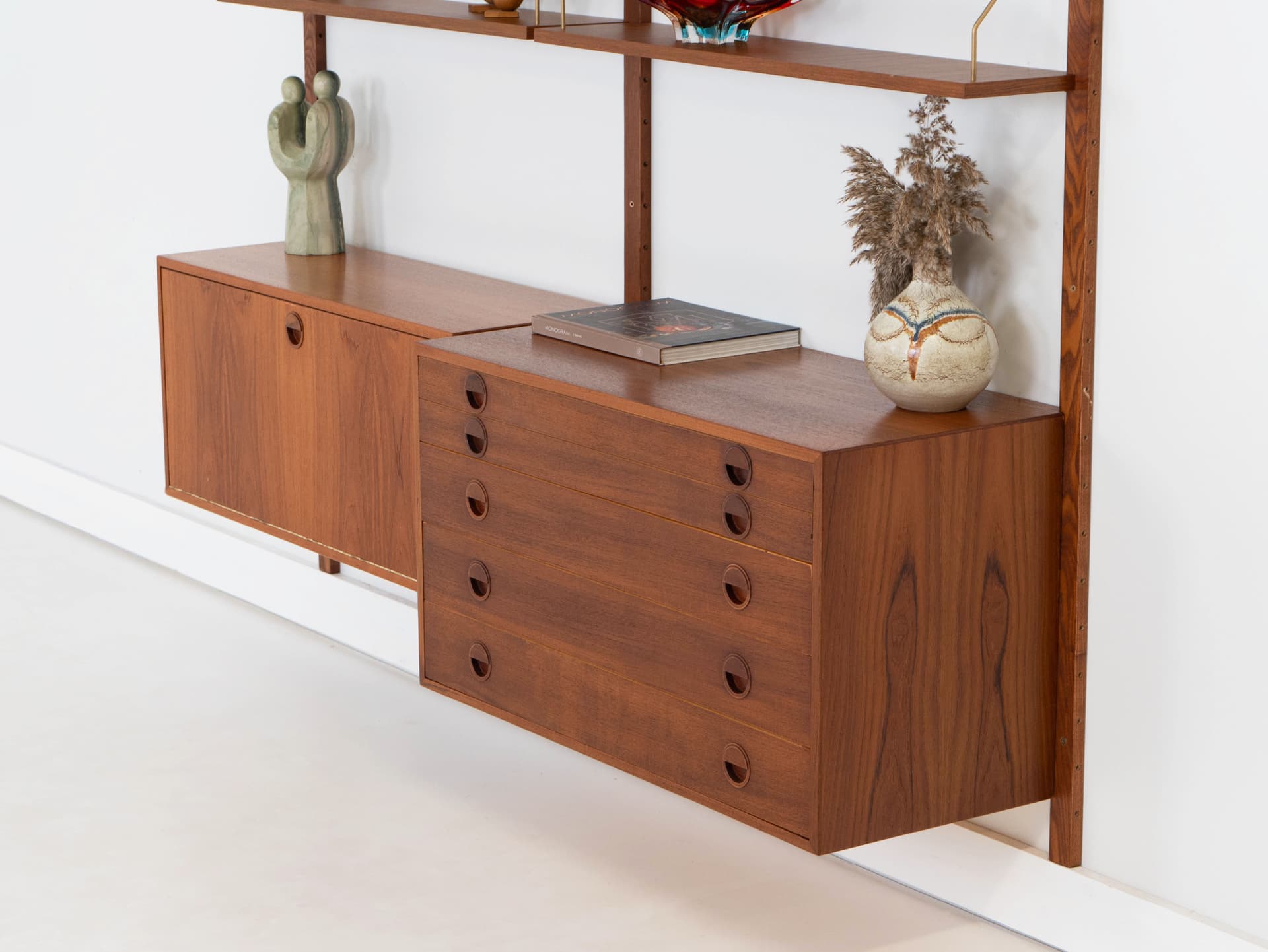 Regał systemowy, tek, brązowy, proj. R. Thygesen & J. Sørensen, HG Furniture, Dania, lata 60. - 358309