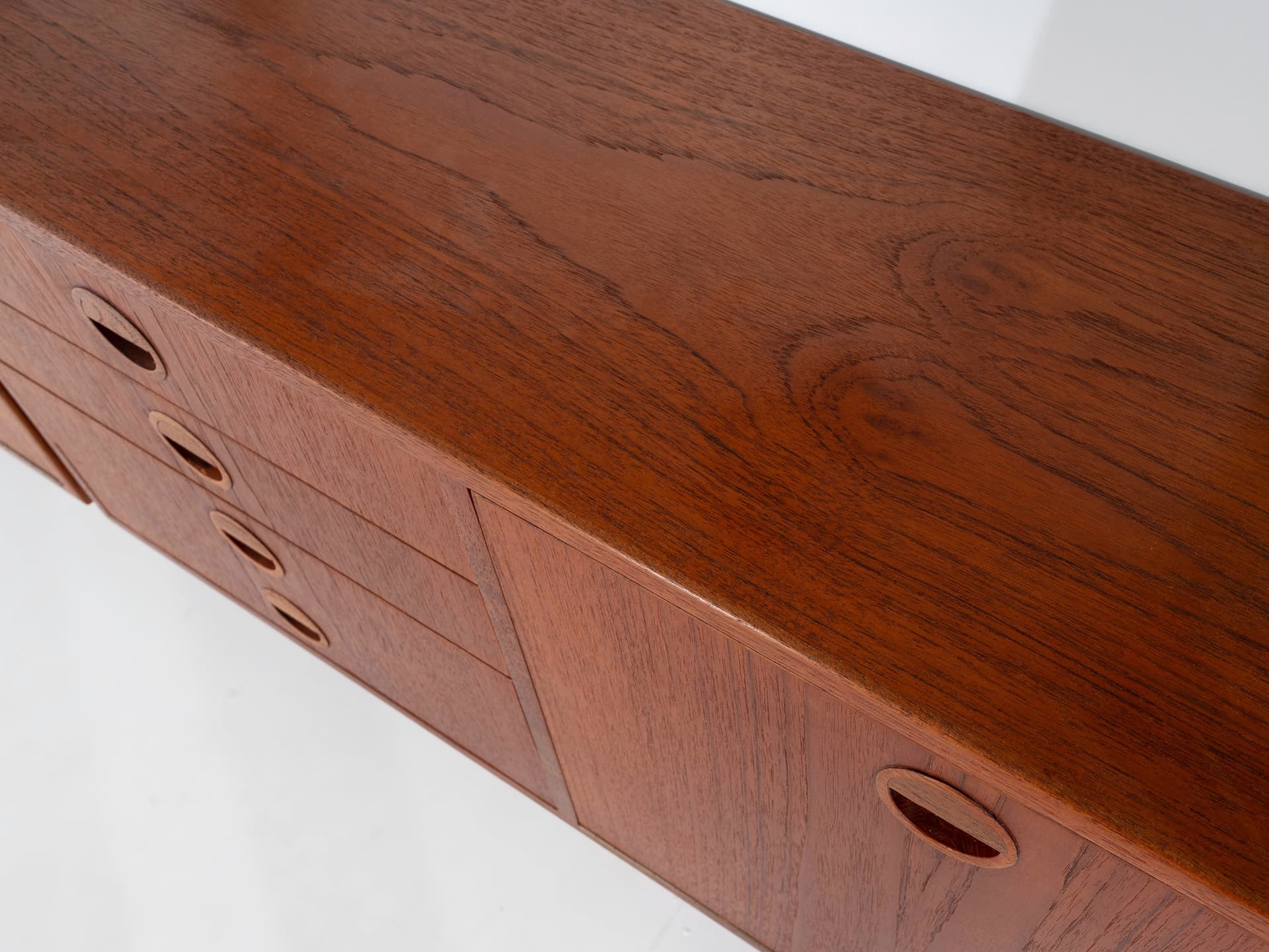 Regał systemowy, teak brązowy, proj. R. Thygesen & J. Sørensen, HG Furniture, Dania, lata 60. - 358335
